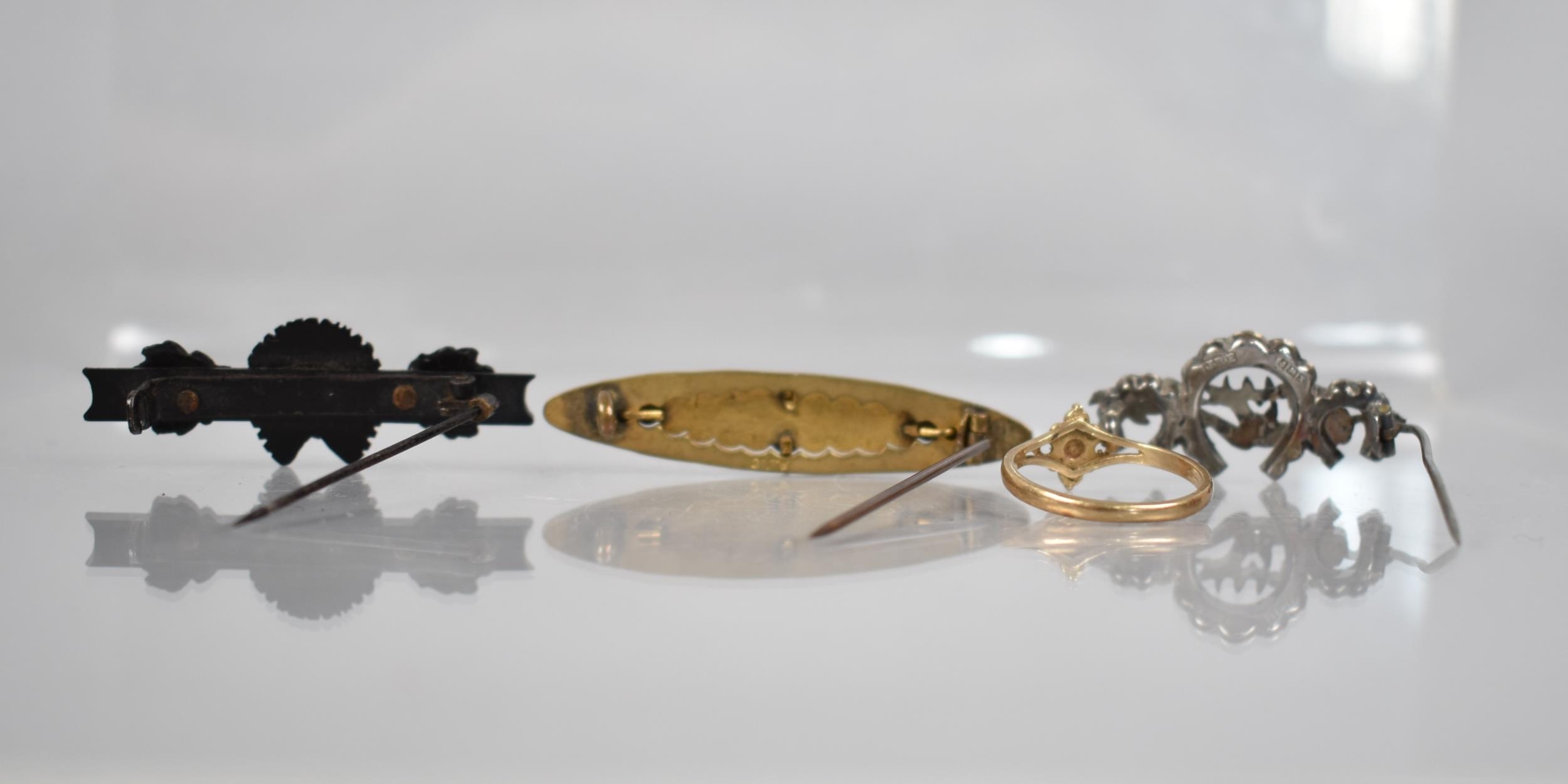 A Collection of Victorian and Later Jewellery to include Yellow Metal Brooch with Horseshoe - Image 2 of 2