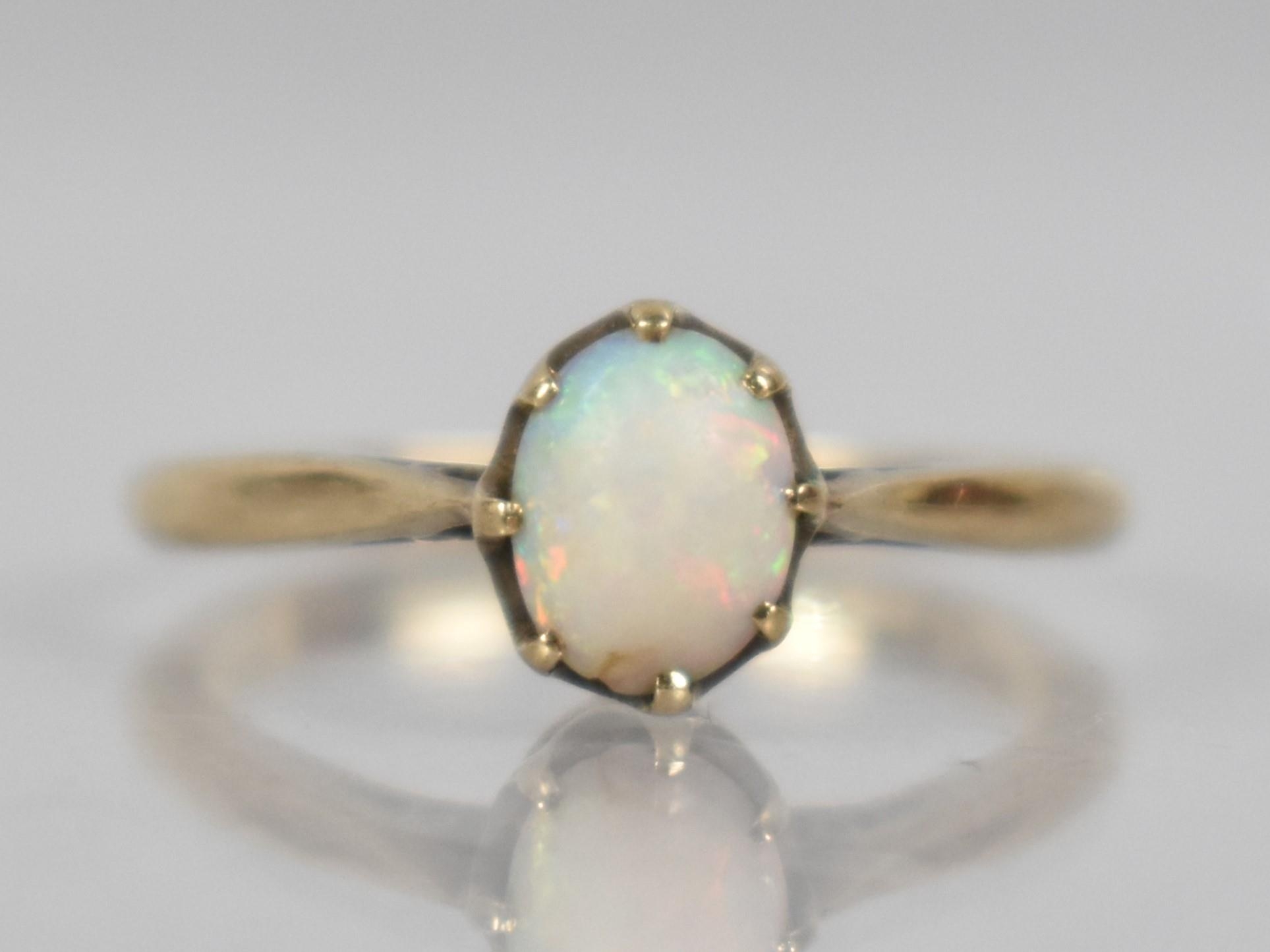 A 9ct Gold Opal Mounted Ring, Oval Cabochon Stone 7.2mm by 5.5mm, Raised in Eight Claws to Reverse - Image 3 of 4