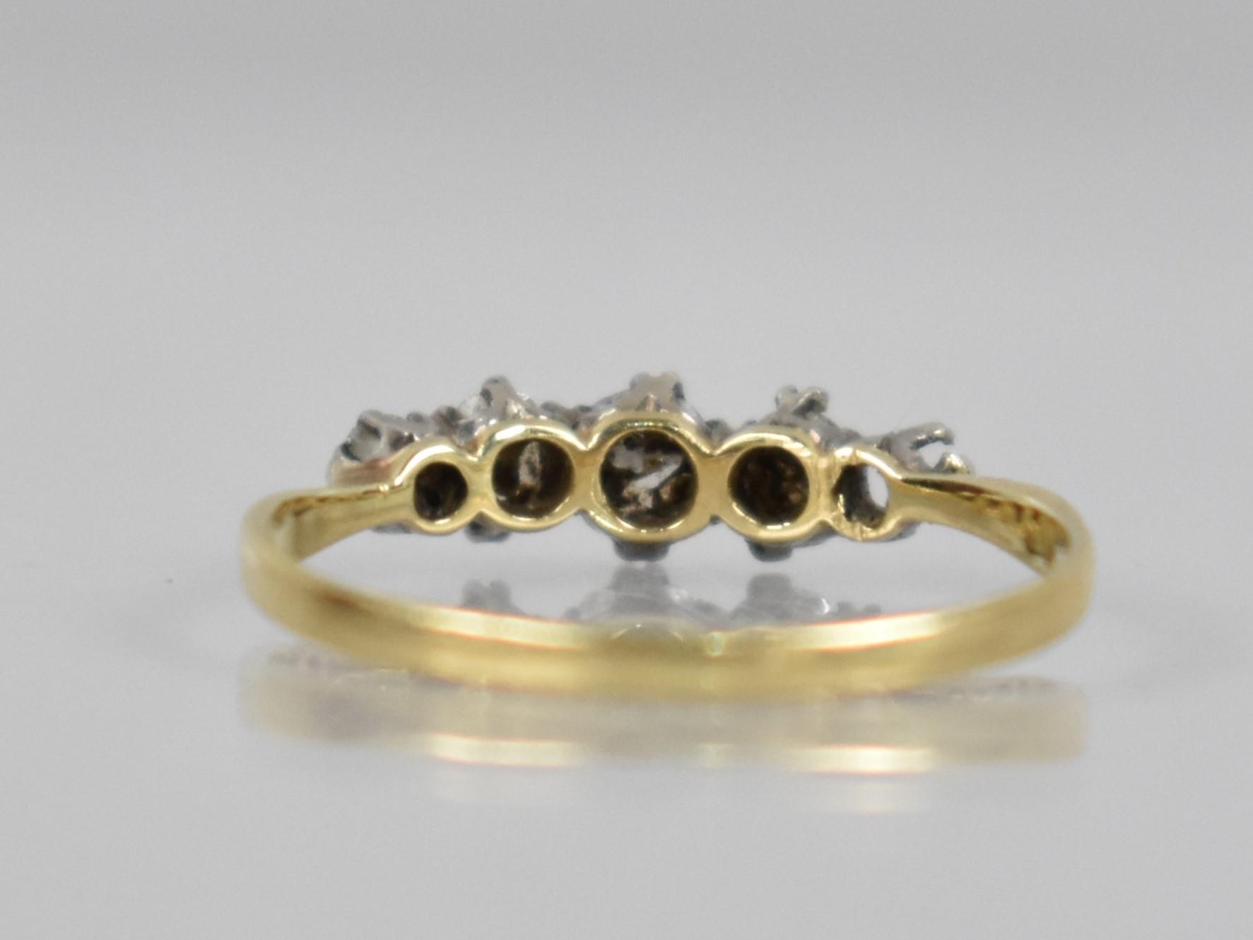 An Early 20th Century 18ct Gold and Diamond Five Stone Ring (Missing One Stone), Old Mixed/Mine - Image 4 of 4