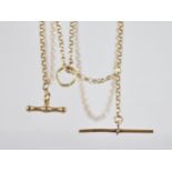 A 9ct Gold Necklace with T Bar Central Drop, (26mm Drop Total), Fine Belcher Chain having Later T