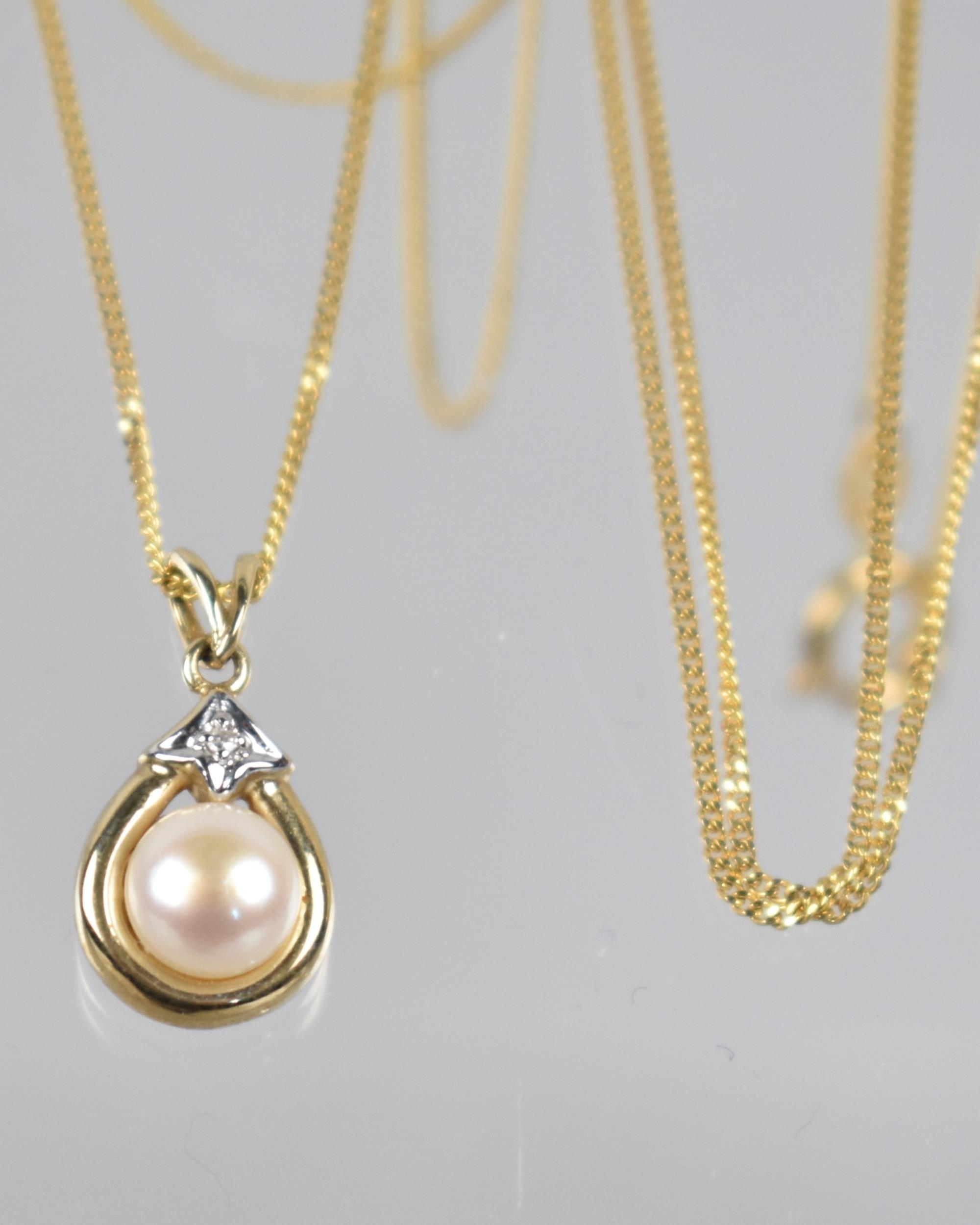 A 9ct Gold Pendant, Pearl with Bead Bright Set Diamond, on 9ct Gold Italian Flattened Curb Link - Image 3 of 3