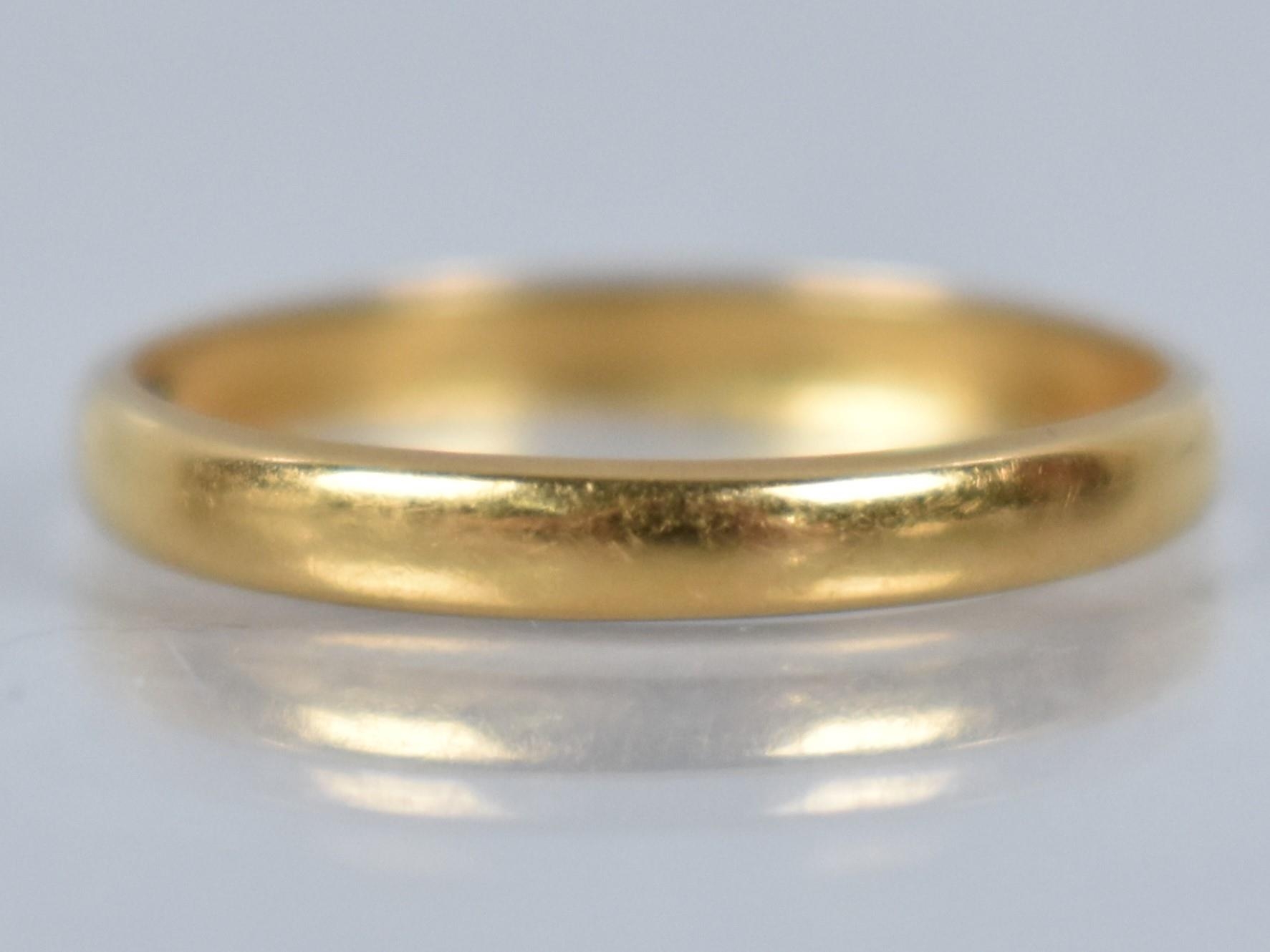 A 22ct Gold Wedding Band, 1.9gms, Birmingham 1918, Size P