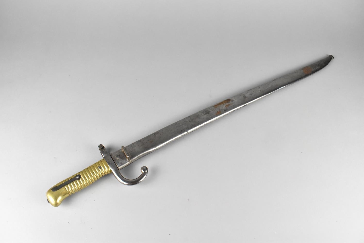 A 19th Century French 1866 Pattern Chassepot Rifle Sword Bayonet with Ribbed Brass Handle and - Image 3 of 8