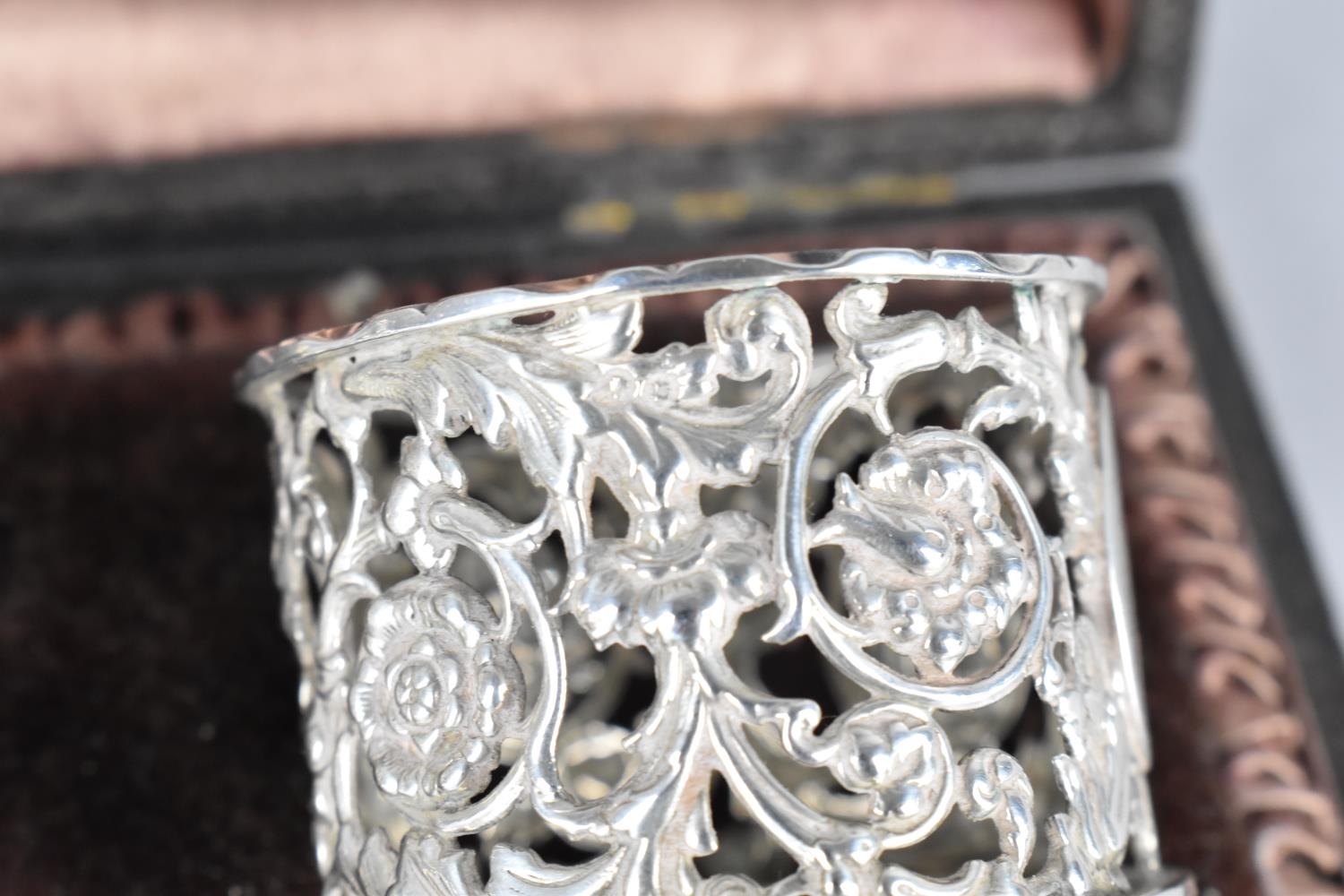 A Cased Set of Two Victorian Silver Napkin Rings with Pierced Foliate Design - Image 4 of 4