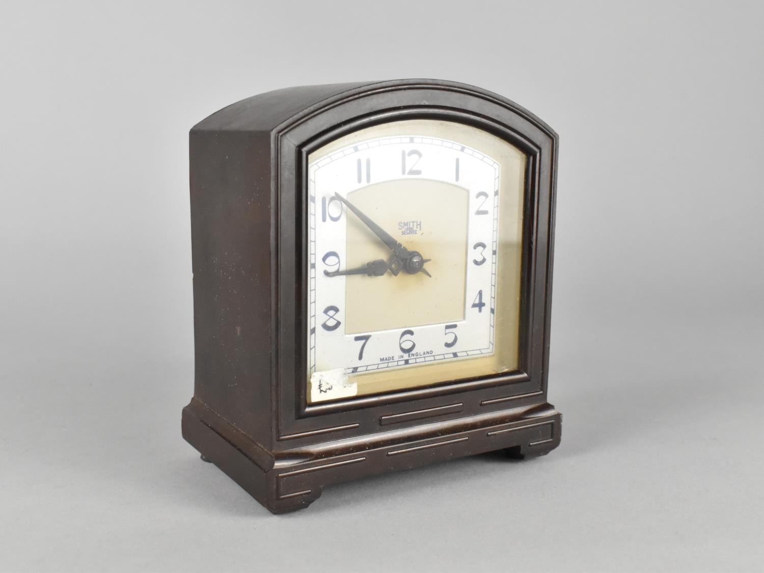 A Vintage Bakelite Case Smiths Electric Art Deco Mantel Clock, 12cms High - Image 2 of 3