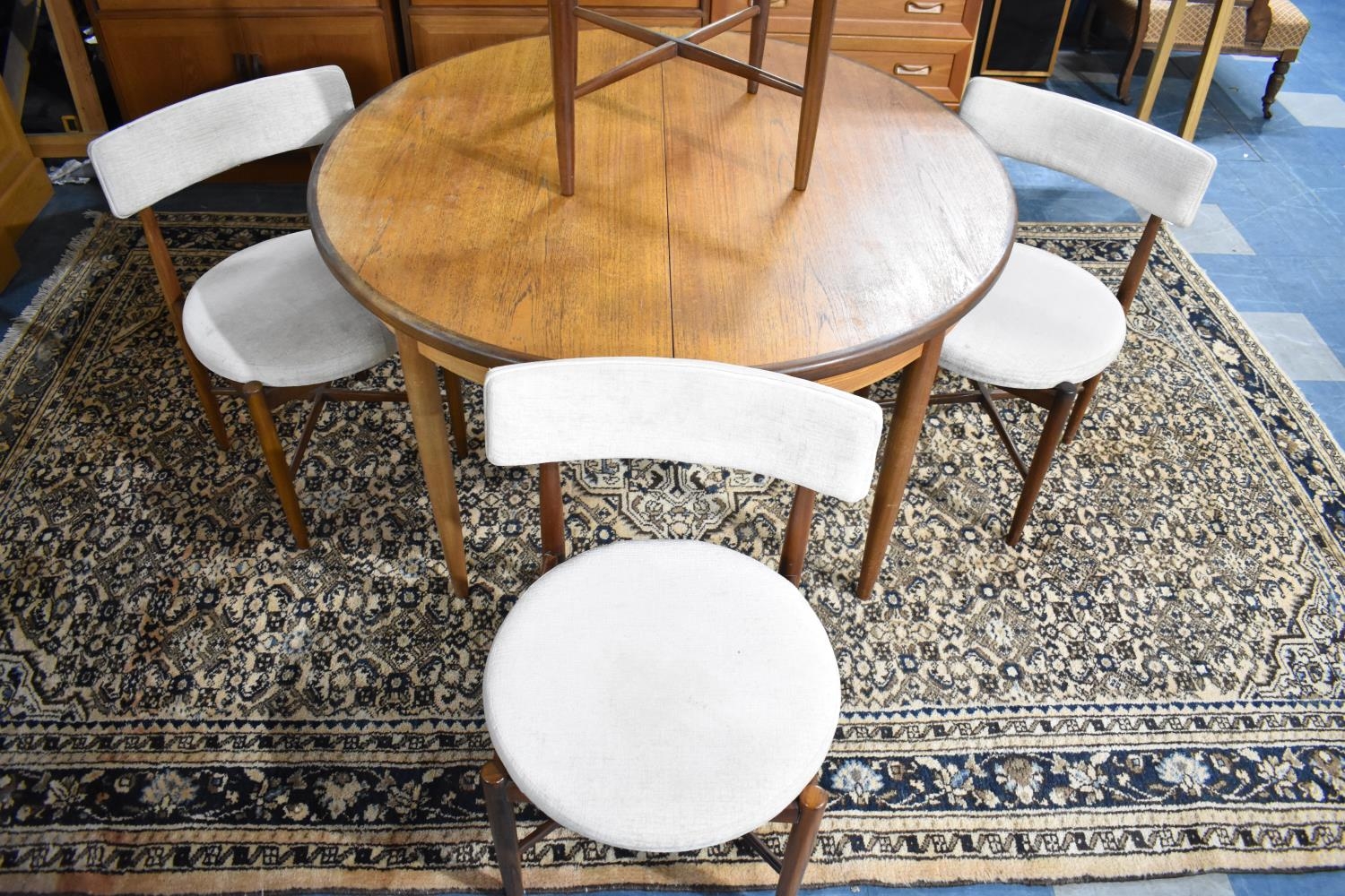 A G-Plan Extending Oval Dining Table and Four Chairs - Image 2 of 5