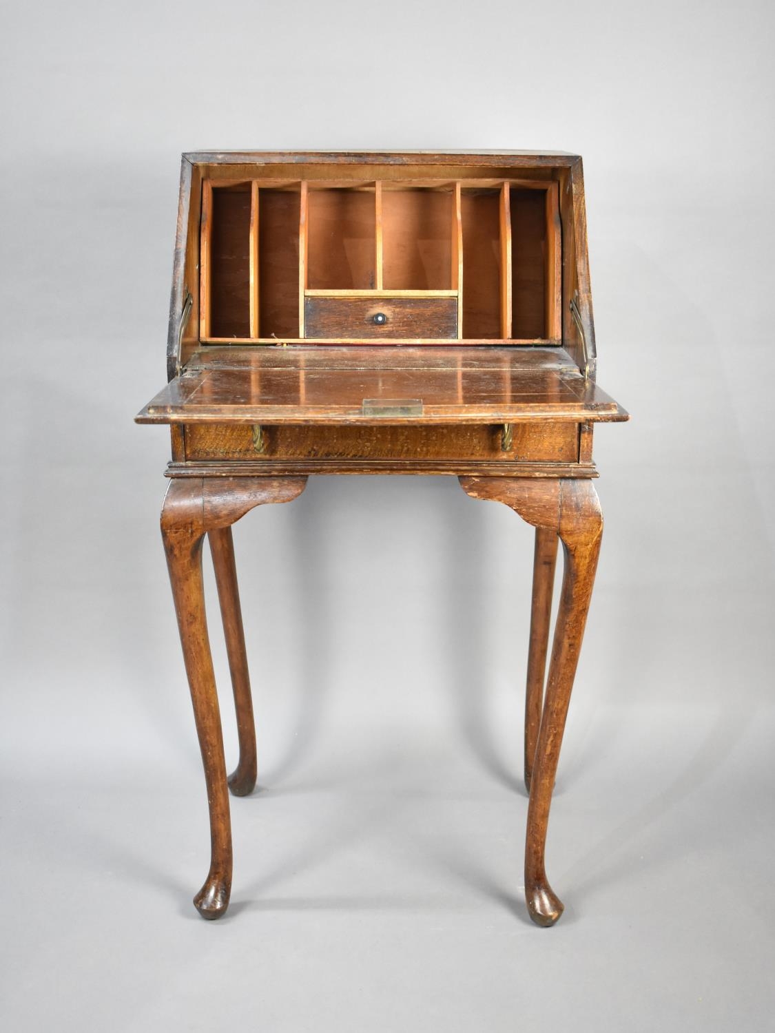 A Mid 20th Century Oak Hall Front Bureau with Single Long Drawer and Cabriole Supports, 52cms Wide