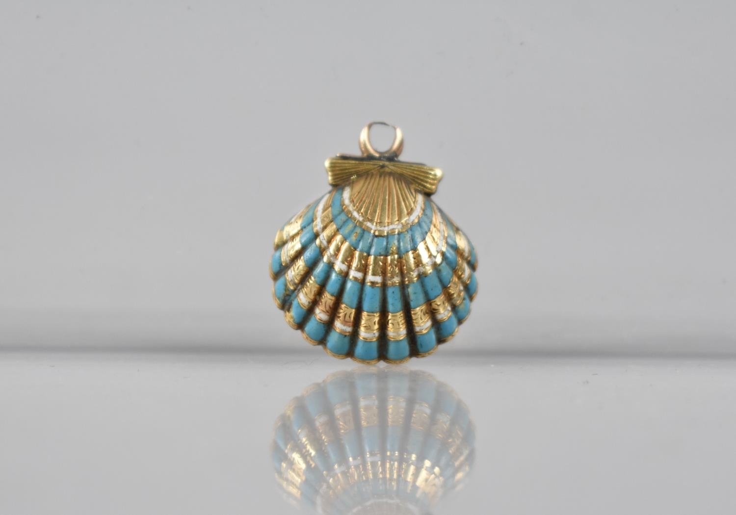 A Gold Metal Pendant, Enamelled Seashell, 2.4gms