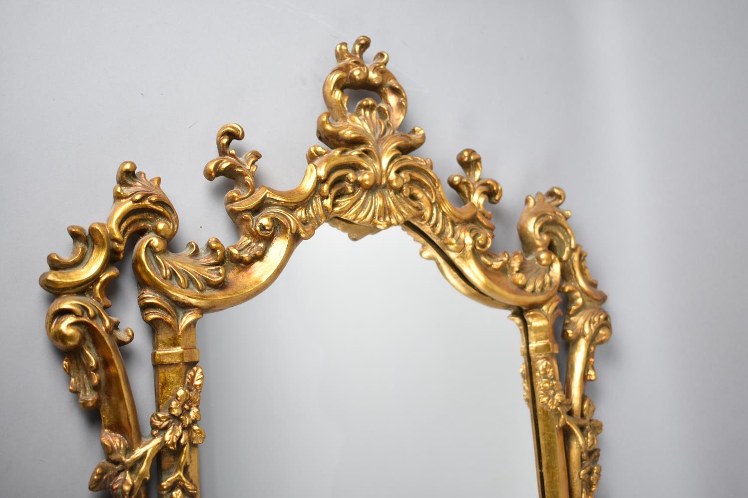 A Late 20th Century Gilt Framed Wall Mirror with Foliate Decoration, 77x49cms - Image 2 of 2