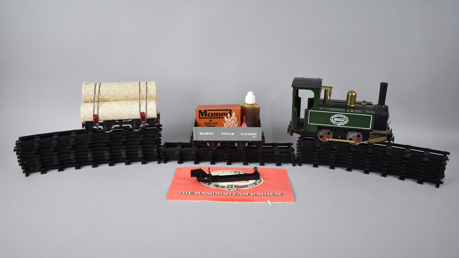 A Boxed Mamod O Gauge Model Steam Locomotive Set, RS1 with Locomotive Rolling Stock Wagon, Log Wagon - Image 2 of 3