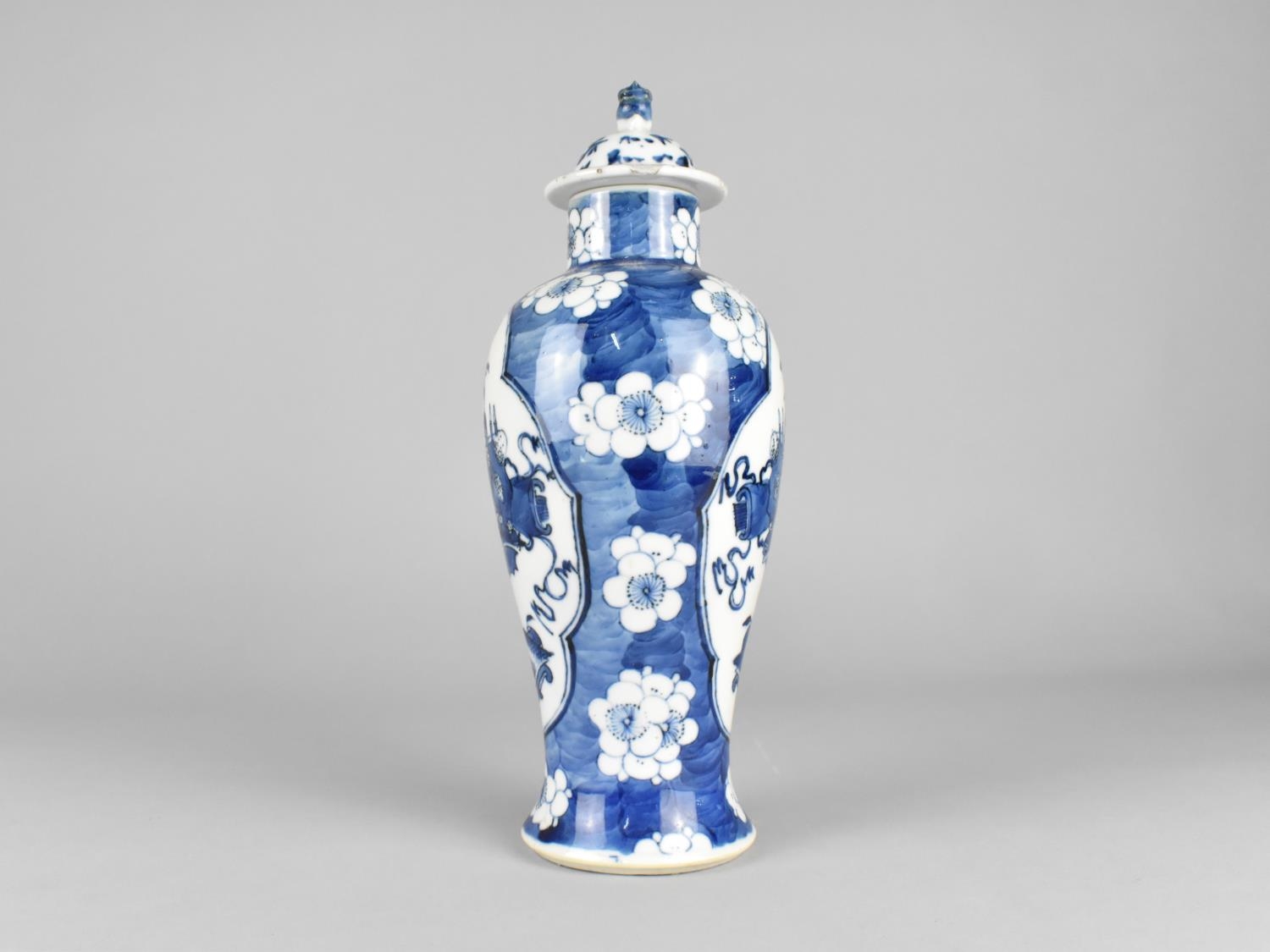 A Chinese Late Qing Dynasty Porcelain Blue and White Baluster Vase Decorated with "Hundred Antiques" - Image 2 of 3