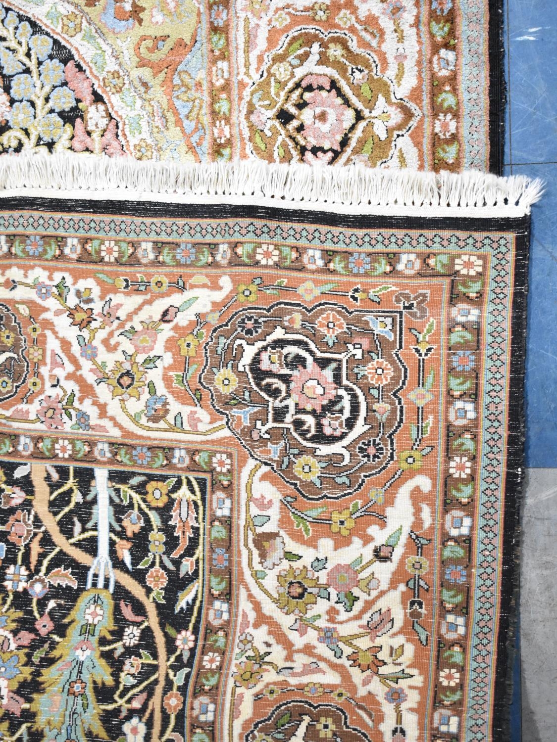 A Silk Kashan Hand Made Rug, 198x120cms - Image 4 of 4