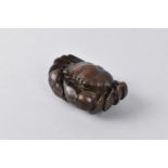 A Heavy Chinese Novelty Bronze Paperweight in the Form of a Crab, 7cms Wide