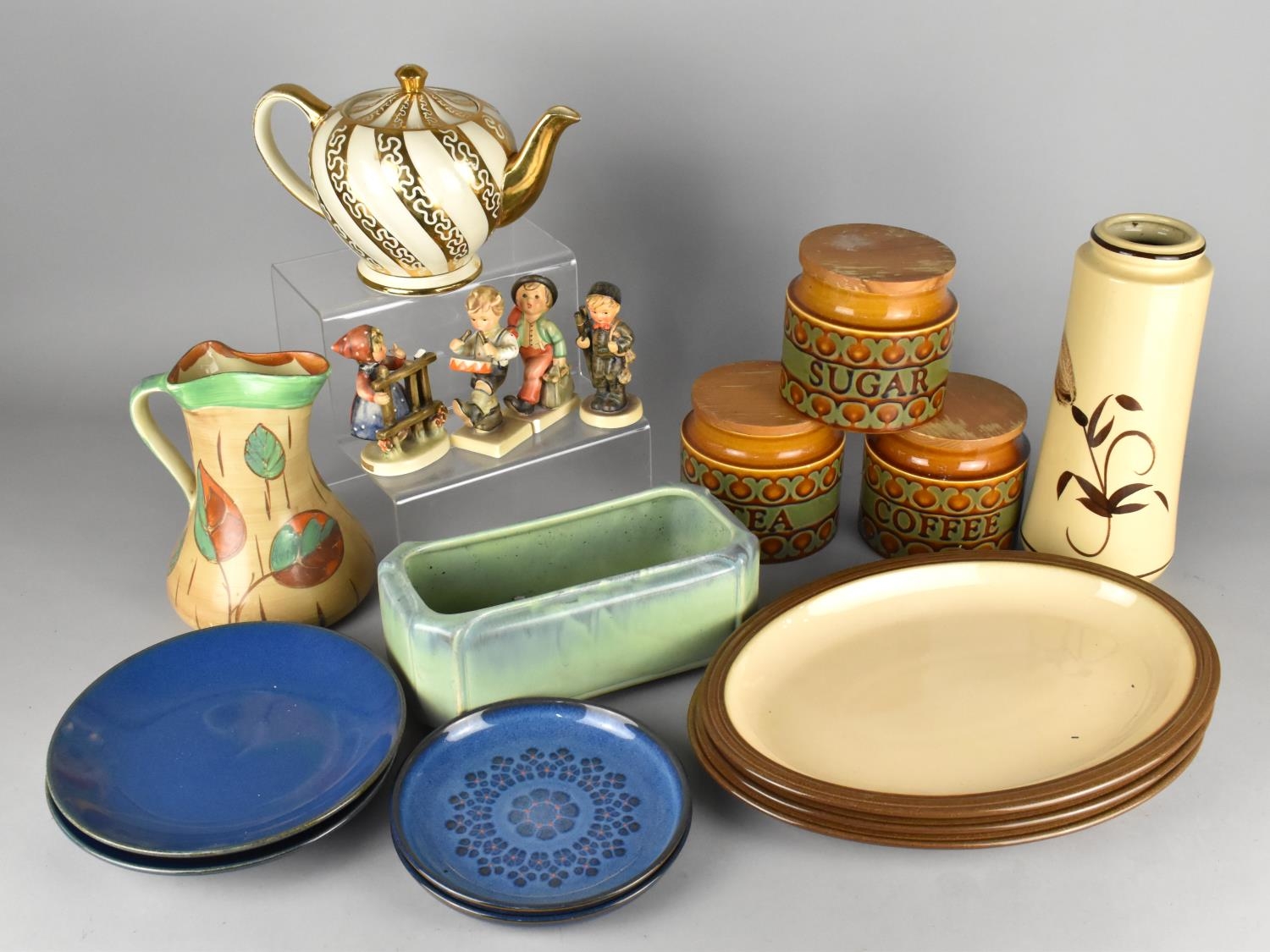 A Collection of Ceramics to Comprise Hornsea Storage Jars, Denby Wares, Planter etc (Various