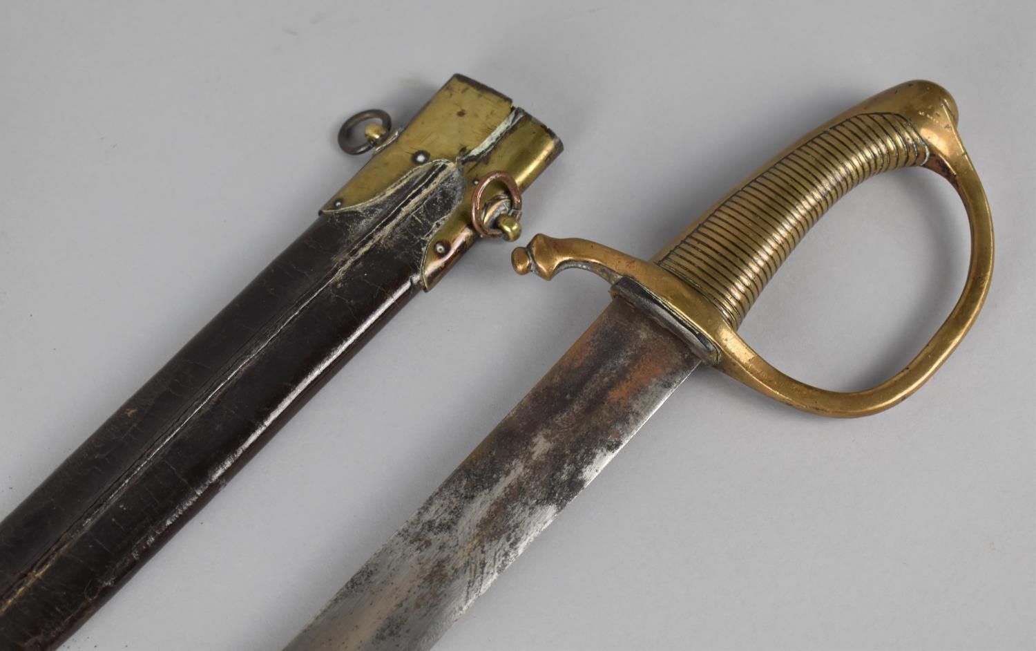 A French 1819 Pattern Briquet Short Sword having Ribbed Brass Grip and Slightly Curved Blade. - Image 5 of 5