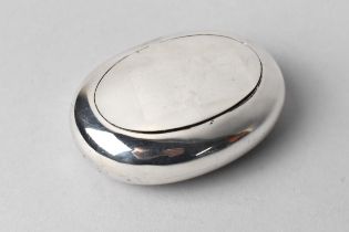 An Edwardian Silver Snuff Box of Oval Form by Arthur Joseph Mason, 7.5cm Wide