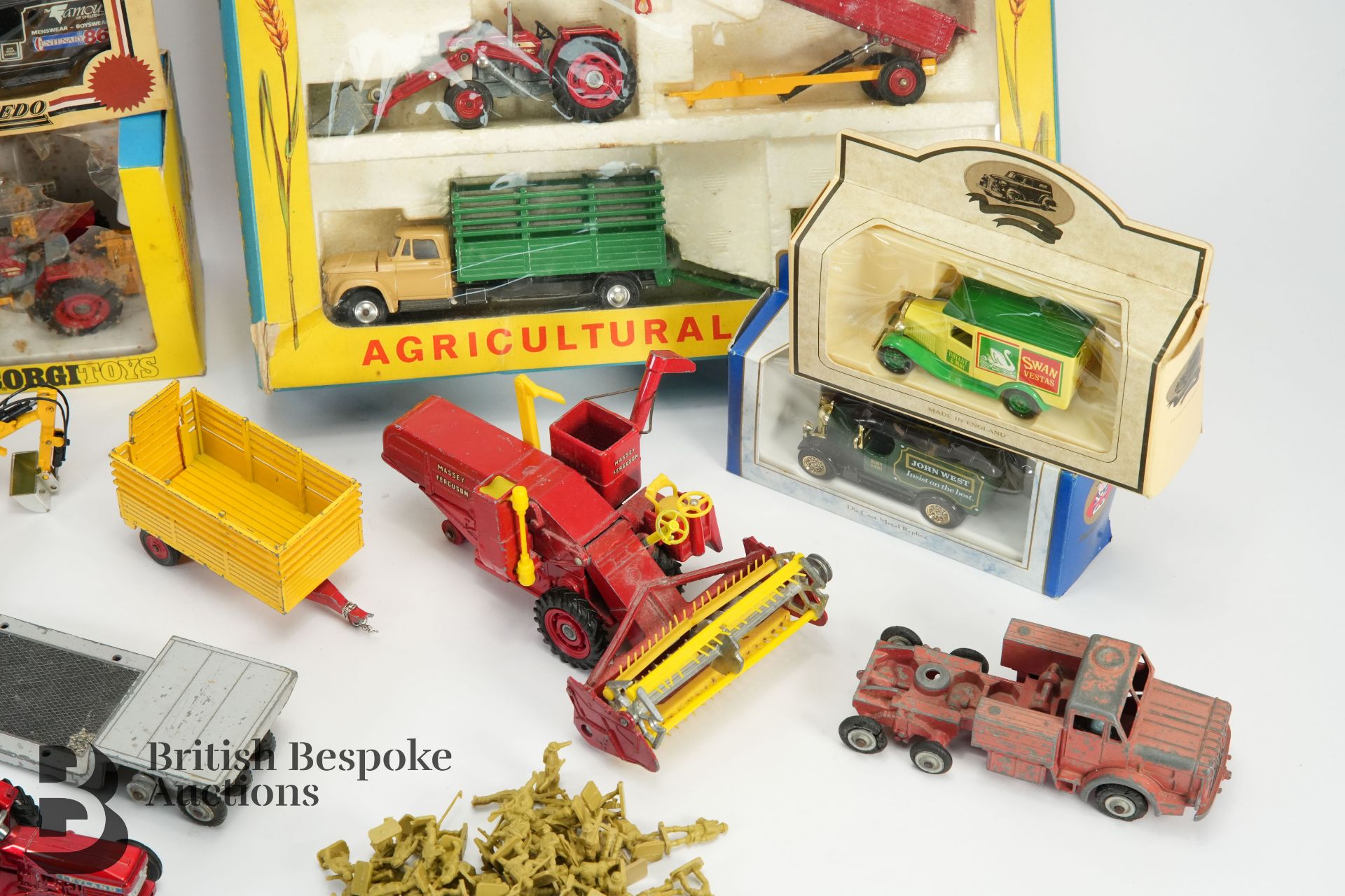 Dinky and Corgi Toys incl. Agricultural Gift Set No. 5 - Image 4 of 6