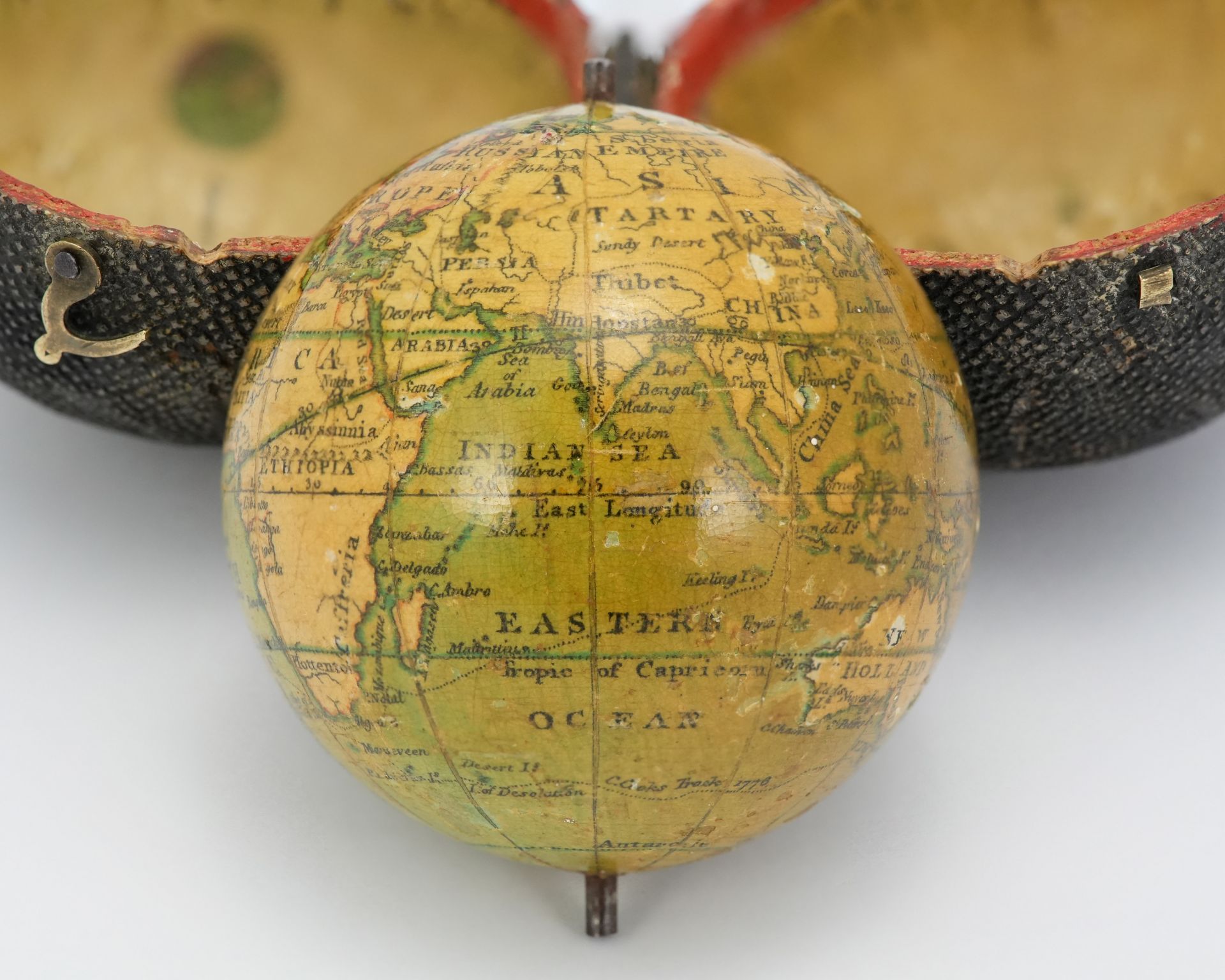 19th Century Miniature 2" Pocket Globe - Newton's New Terrestrial Globe 1818 - Bild 3 aus 17