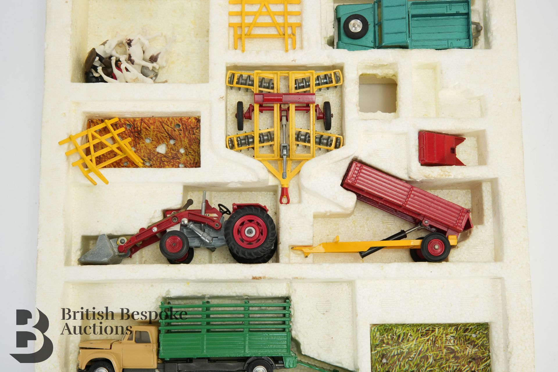 Dinky and Corgi Toys incl. Agricultural Gift Set No. 5 - Image 6 of 6