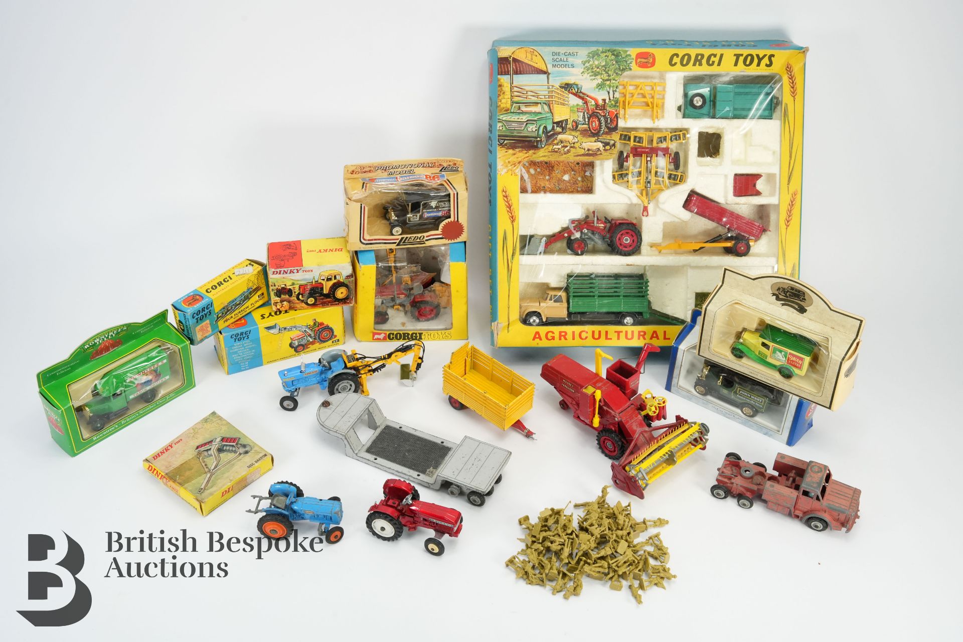 Dinky and Corgi Toys incl. Agricultural Gift Set No. 5