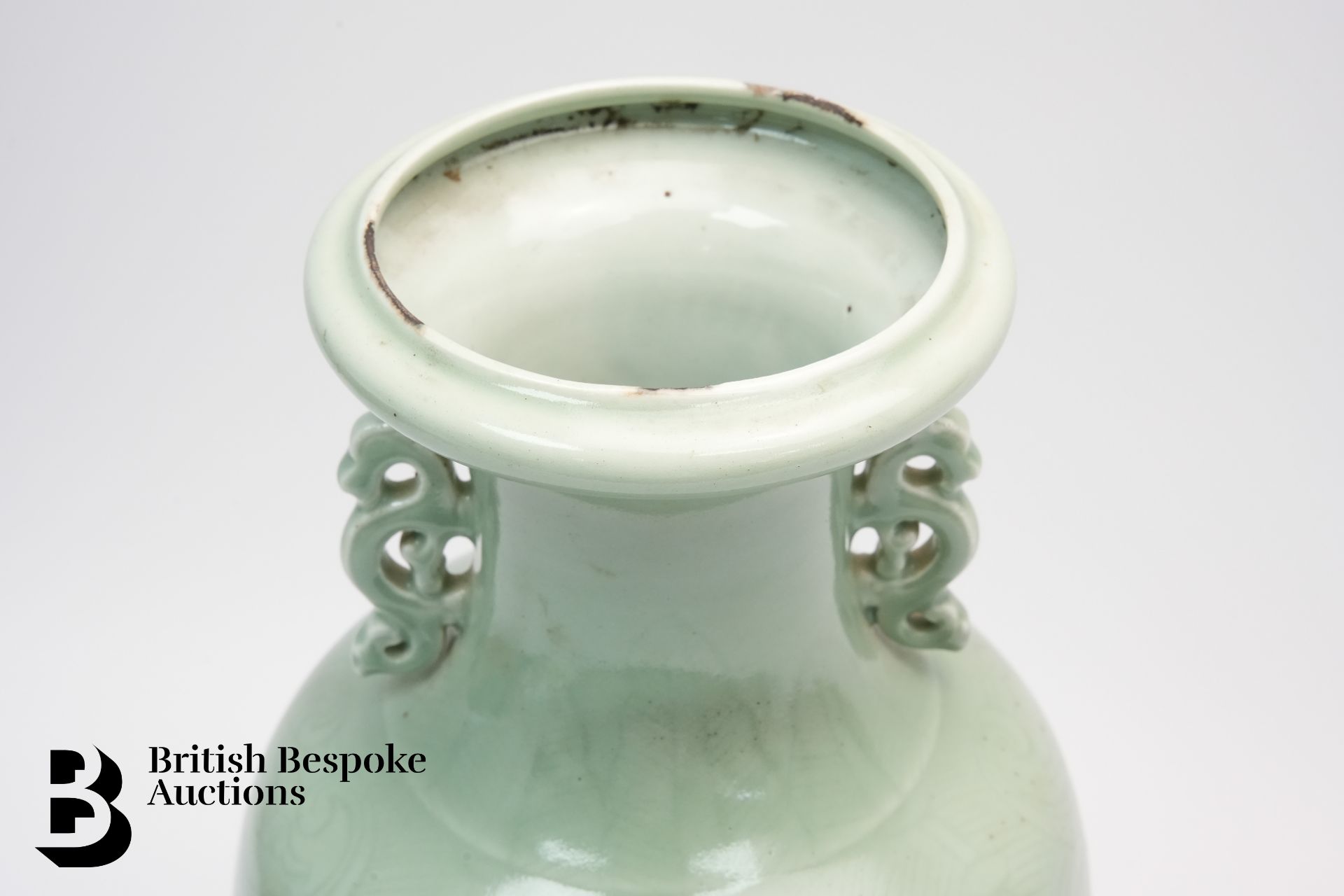 Chinese Celadon Green Vase - Bild 5 aus 7