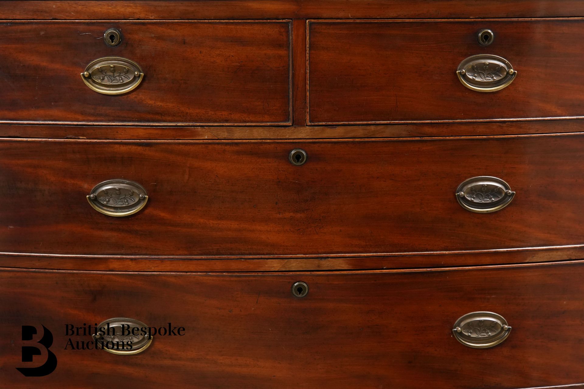 Victorian Mahogany Bow Fronted Chest of Drawers - Image 4 of 6