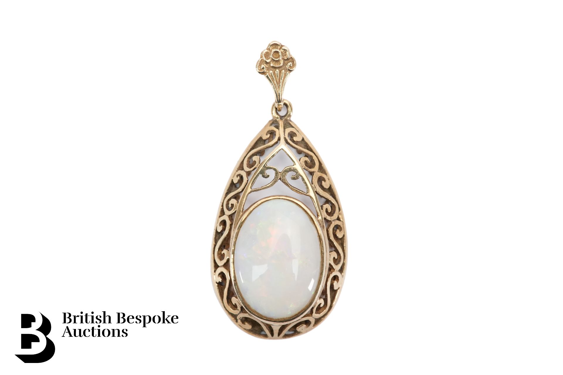 9ct Gold Opal Pendant