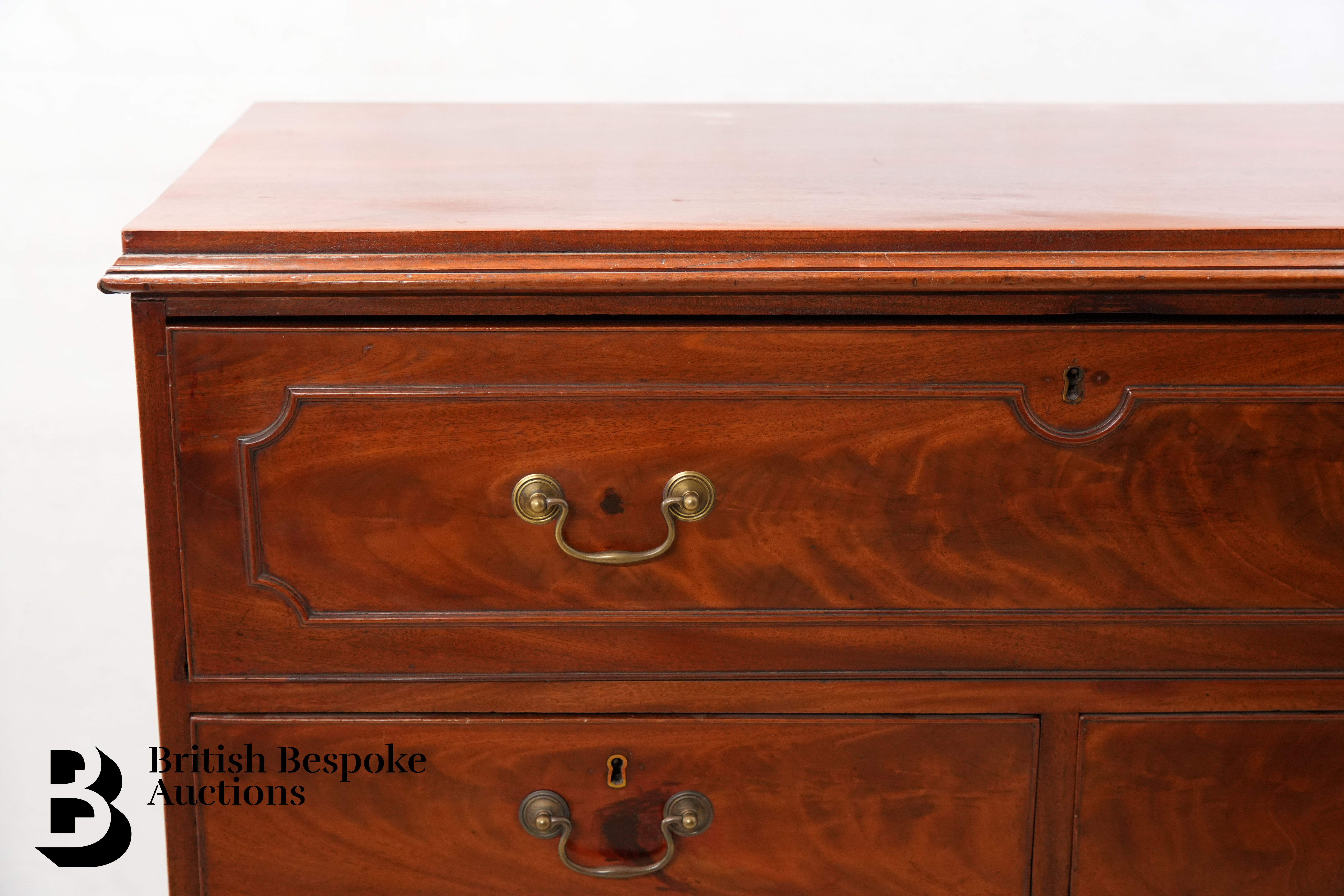 Georgian Mahogany Chest of Drawers - Image 3 of 11