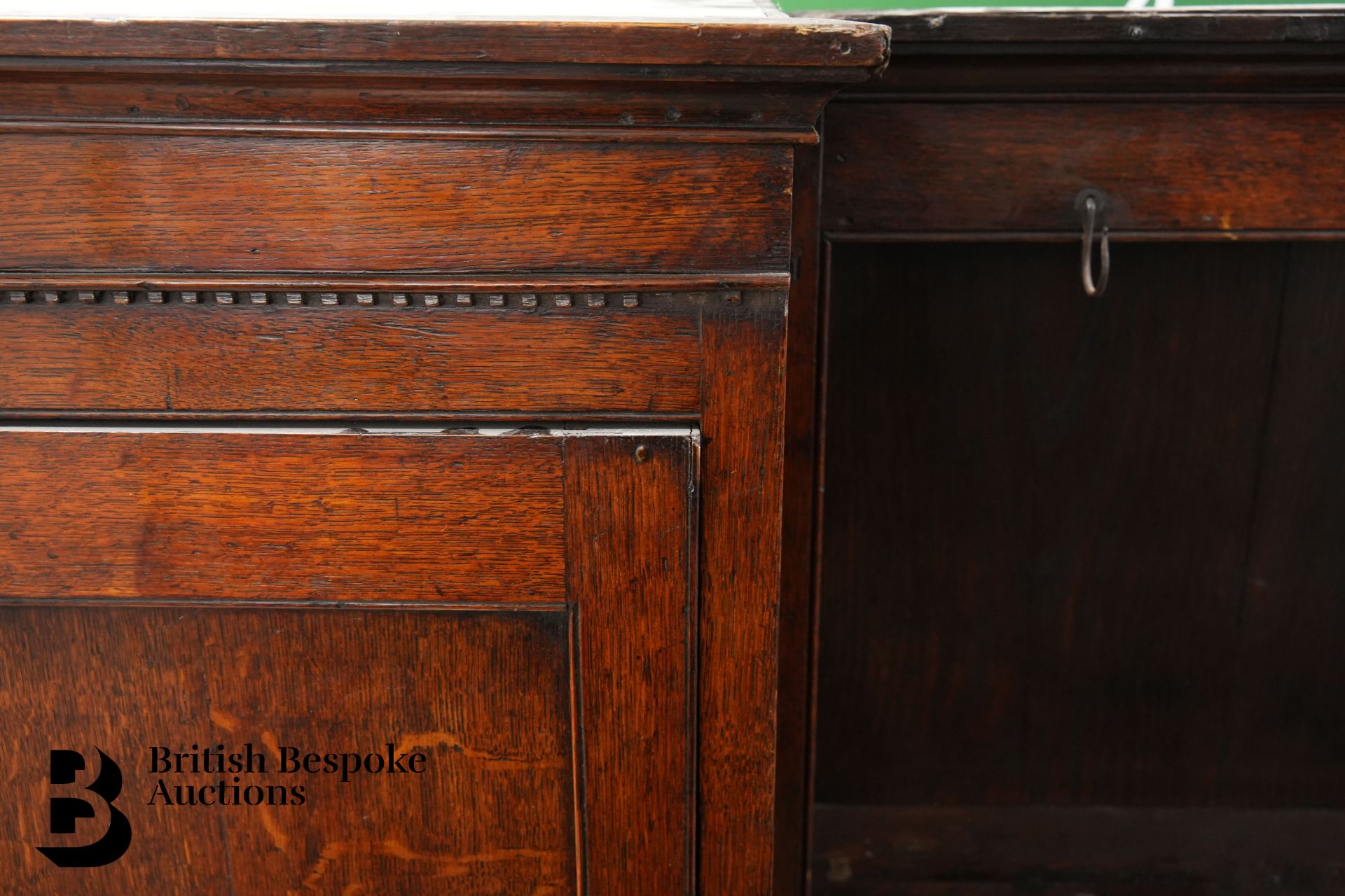 18th Century Oak Welsh Dresser - Image 8 of 10