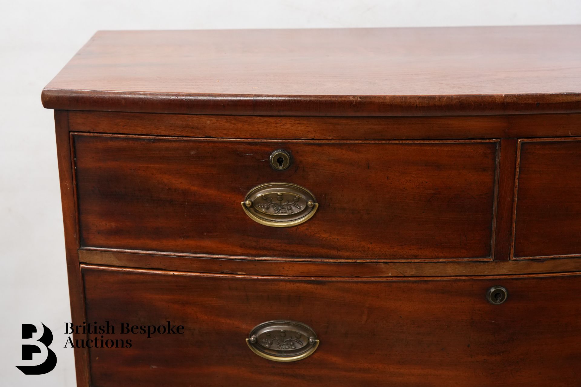 Victorian Mahogany Bow Fronted Chest of Drawers - Image 3 of 6