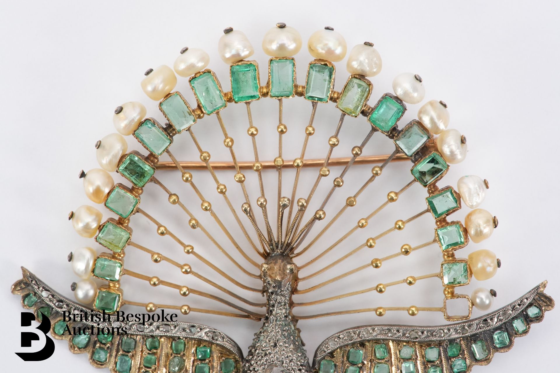 Victorian 18ct Gold Egyptian Revival Emerald, Diamond and Pearl Peacock Brooch - Image 3 of 7