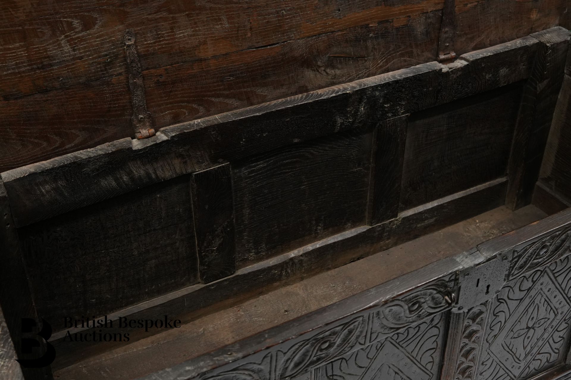 English 18th Century Oak Coffer - Image 6 of 7