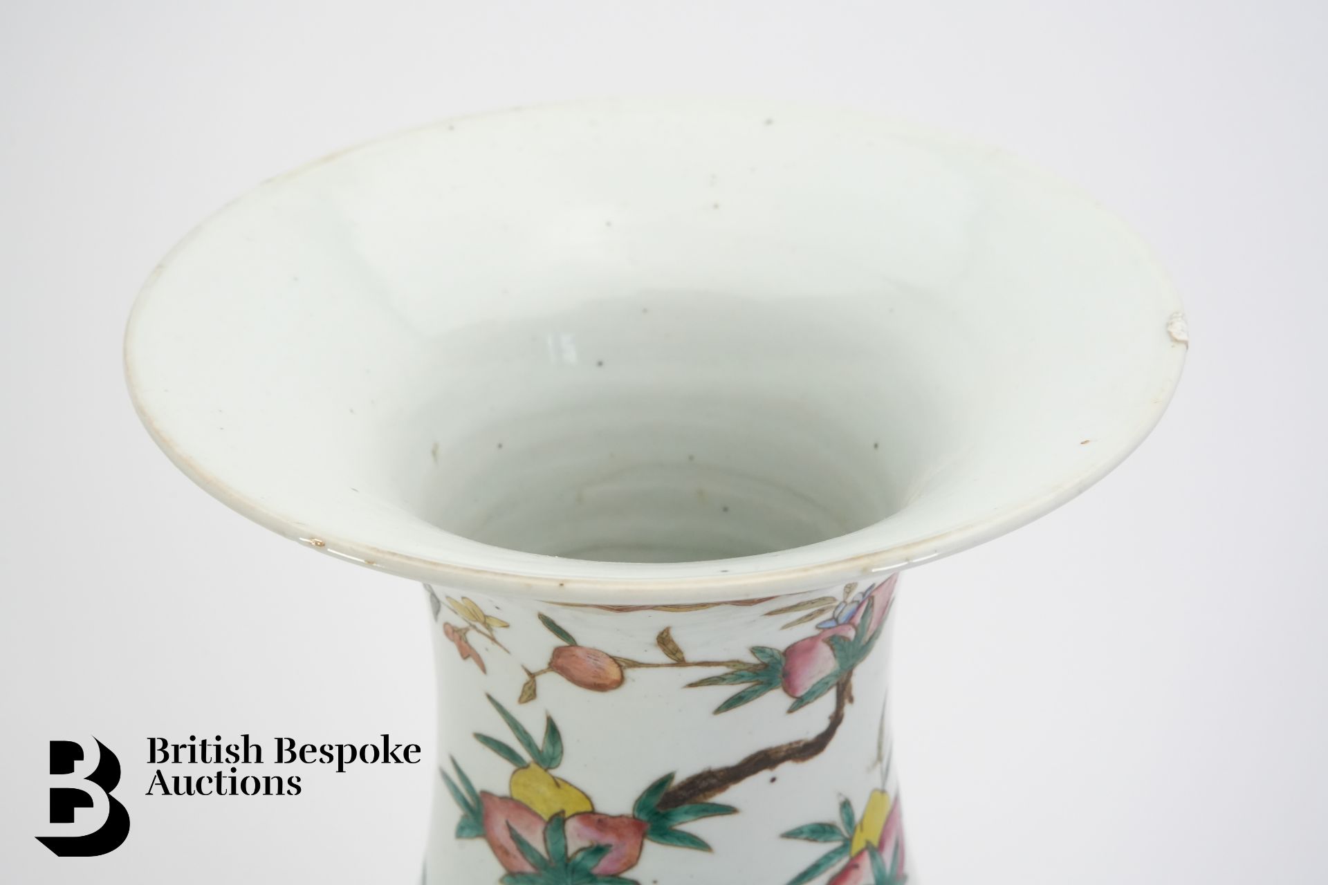 Chinese Qing Dynasty Porcelain Vase - Bild 6 aus 6