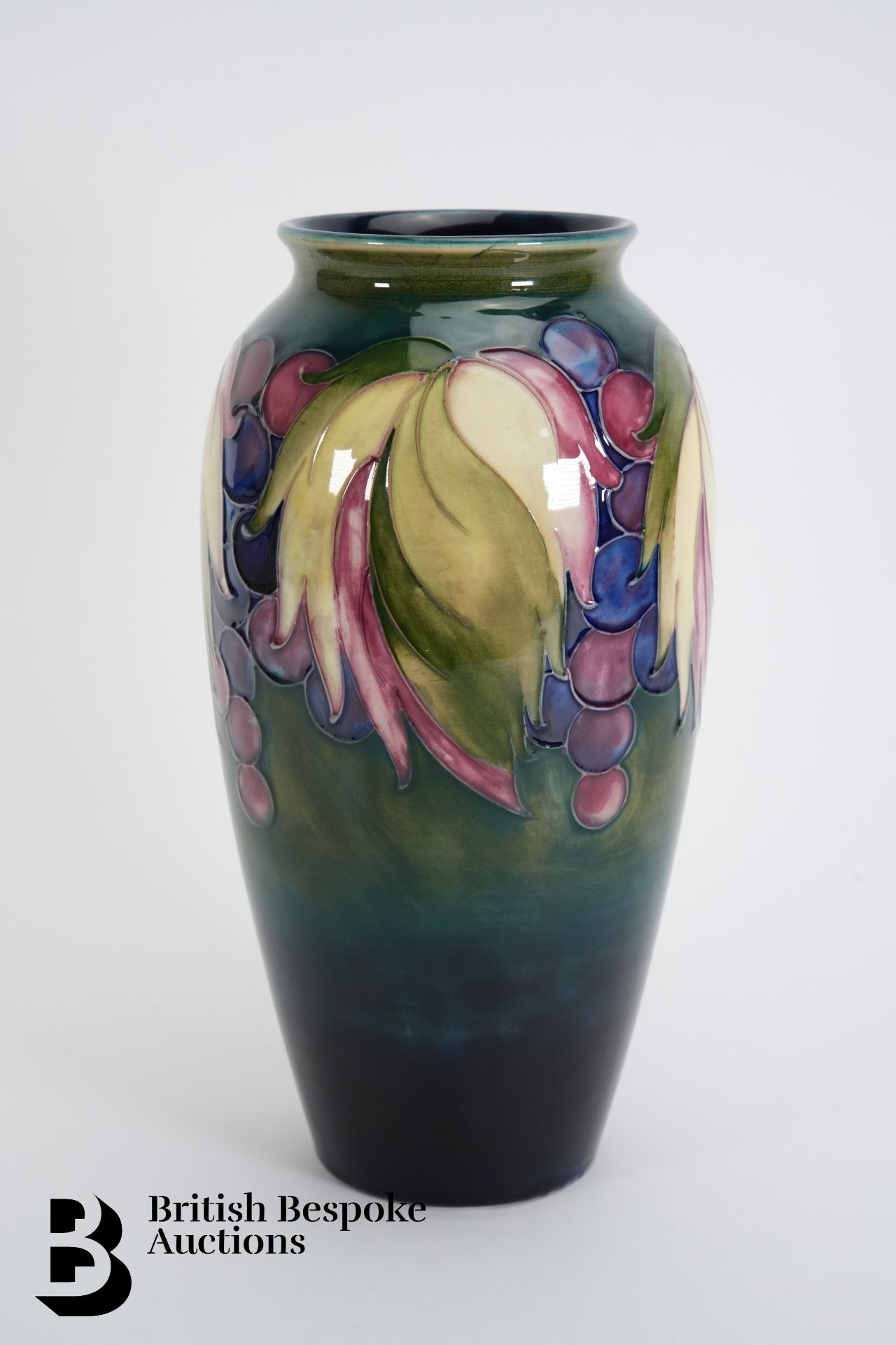 William Moorcroft Vase - Bild 2 aus 4