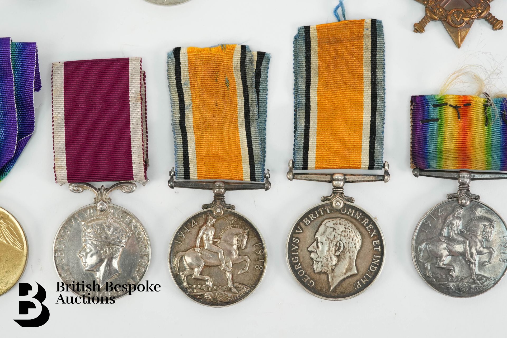 Miscellaneous WWII Service Medals - Image 4 of 9