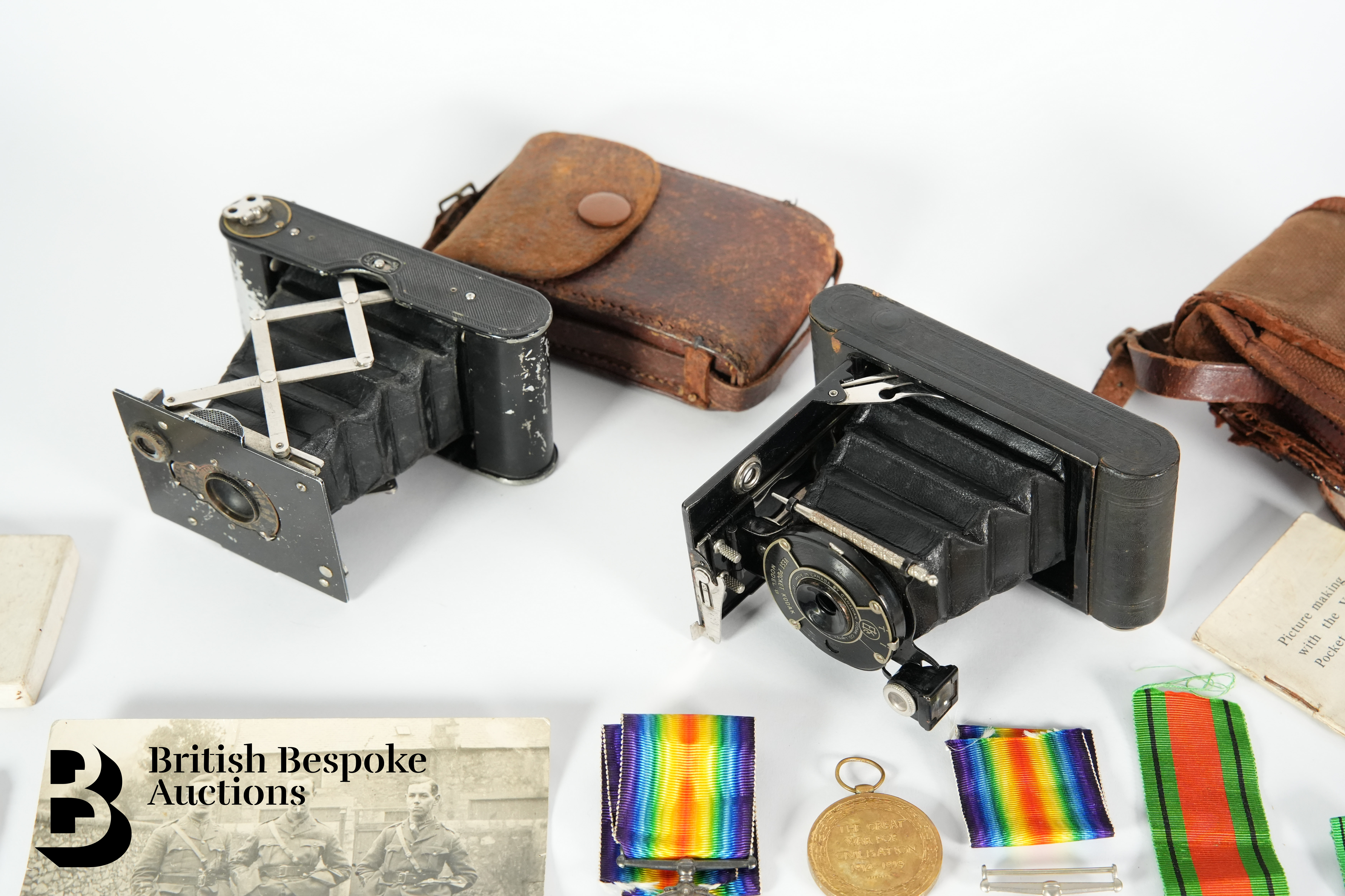 WWI and WWII Medals - Image 7 of 9