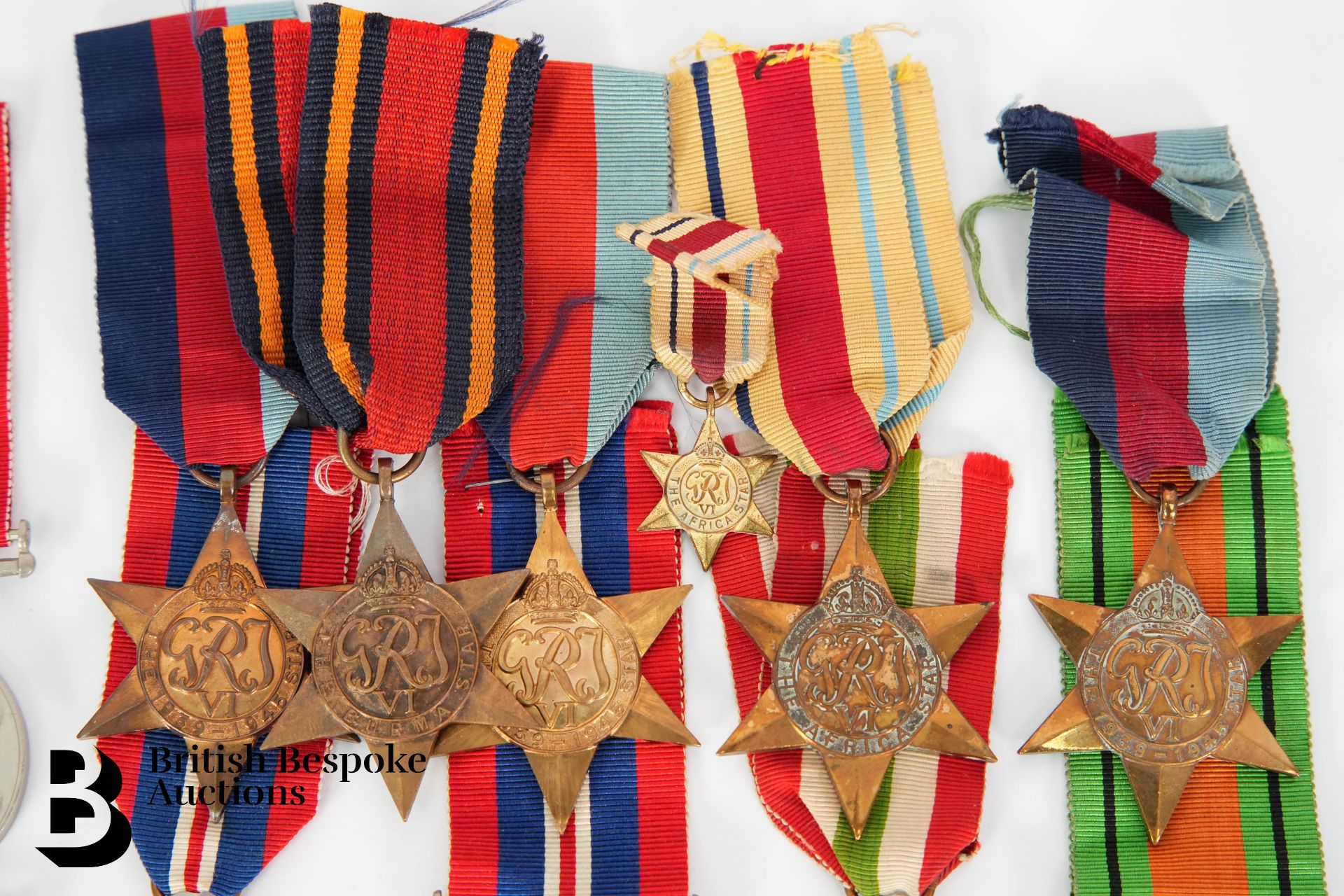 Three Groups of WWII Medals - Bild 6 aus 6