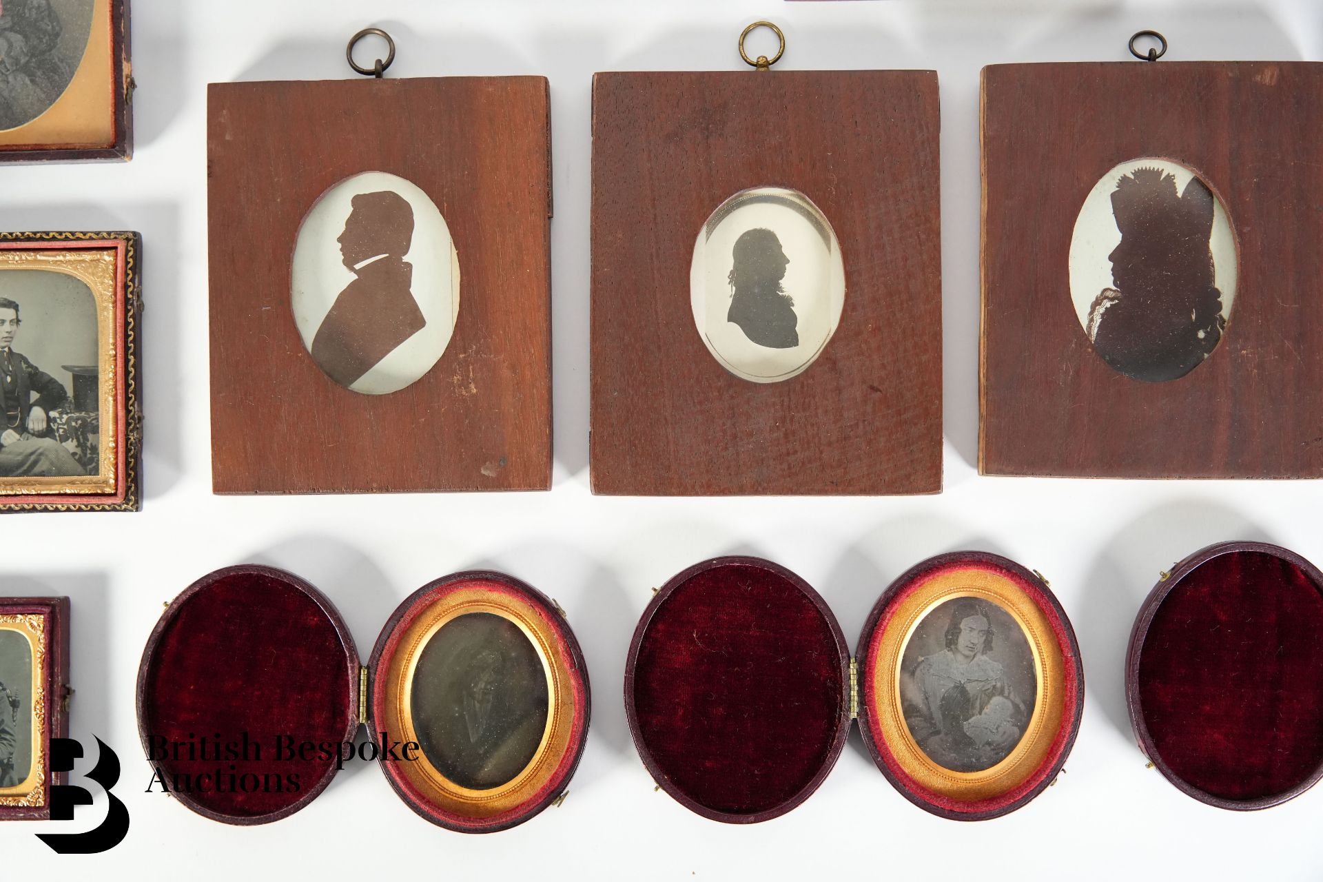 Collection of Silhouettes, Portrait Miniatures and Dagliotype for Family Drury - Image 3 of 7