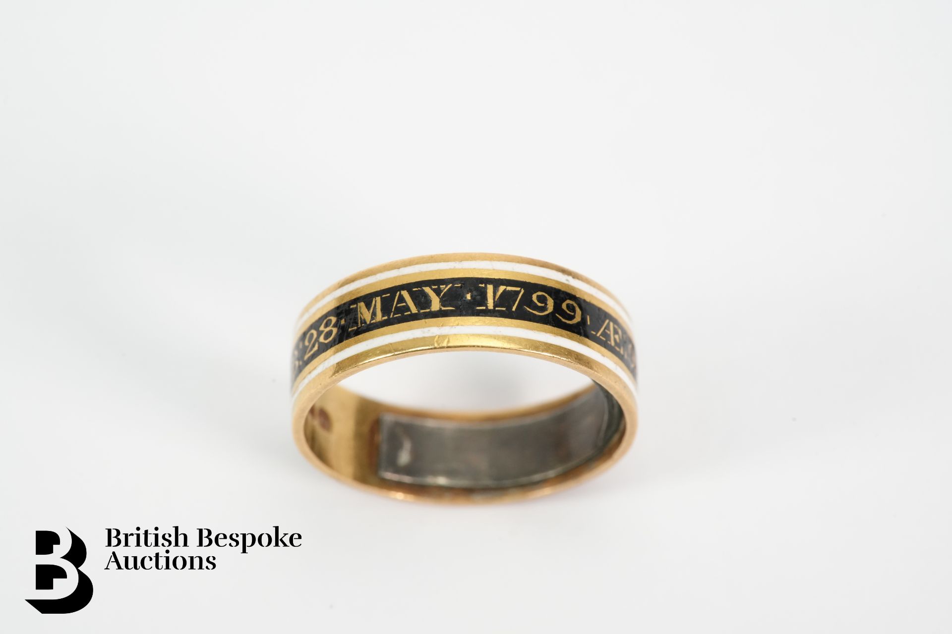 Georgian 18ct Gold and Enamel Mourning Ring - Bild 3 aus 3