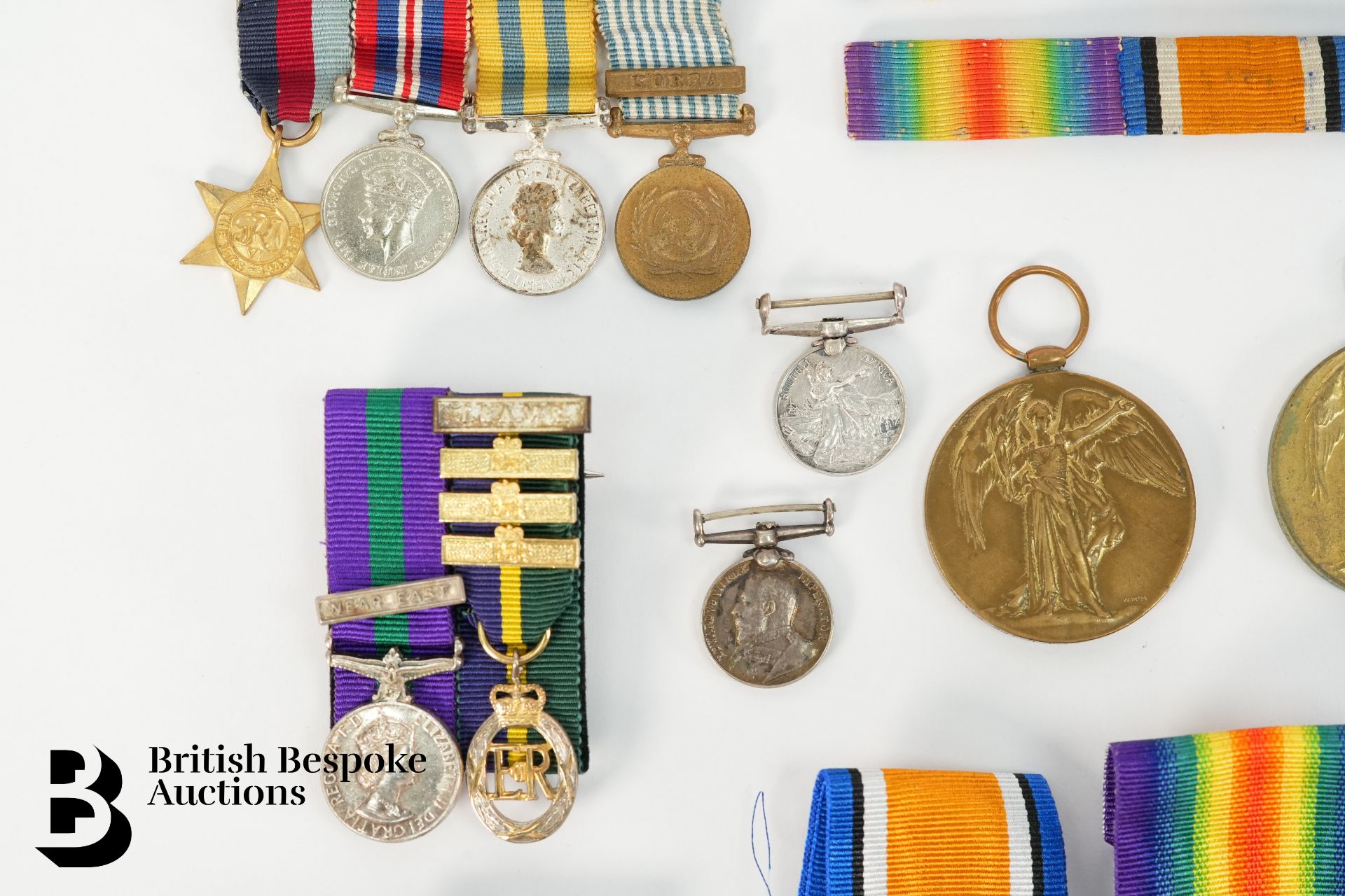 Miscellaneous WWII Service Medals - Image 7 of 9