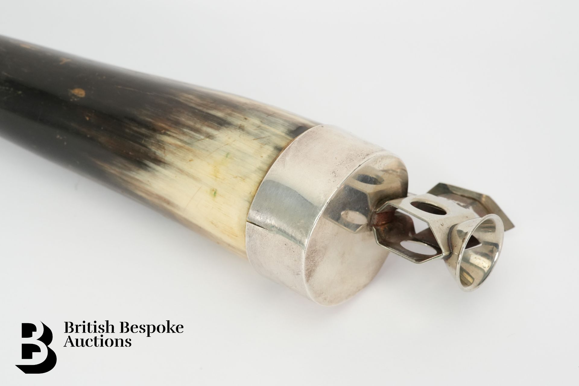 Horn and Silver Plated Cigar Cutter - Bild 2 aus 3