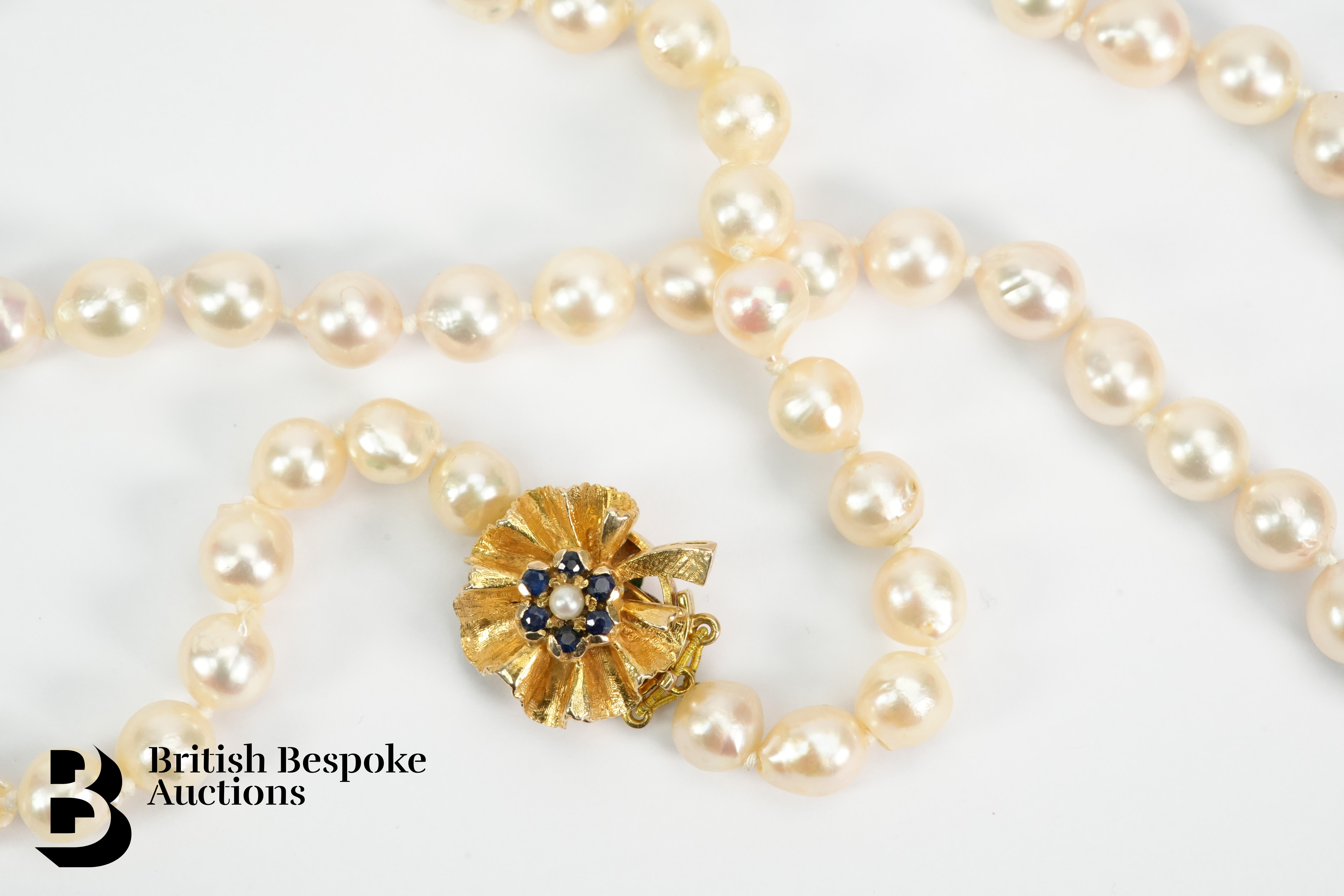 Single Strand Pearl Necklace - Image 2 of 5