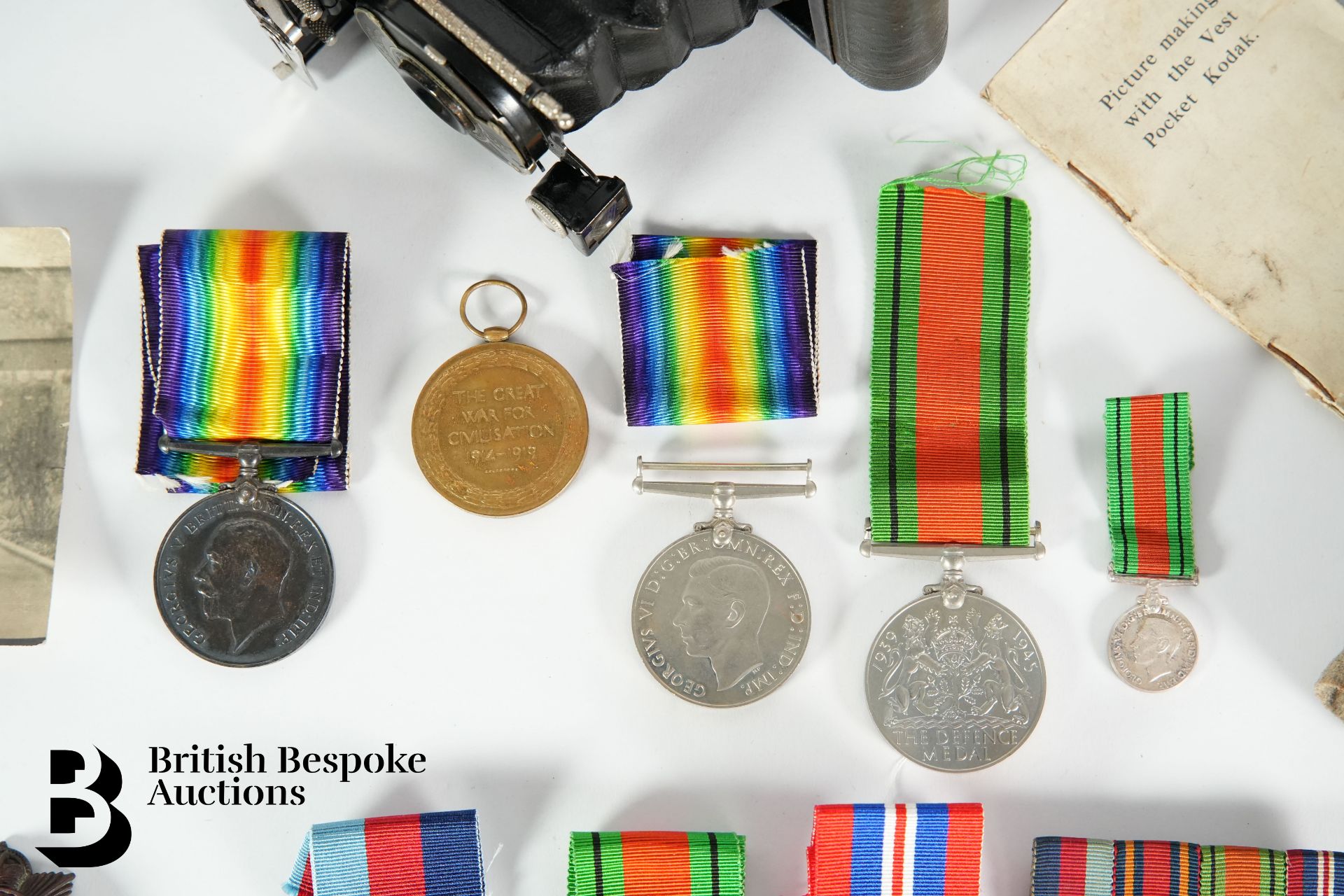 WWI and WWII Medals - Bild 8 aus 9