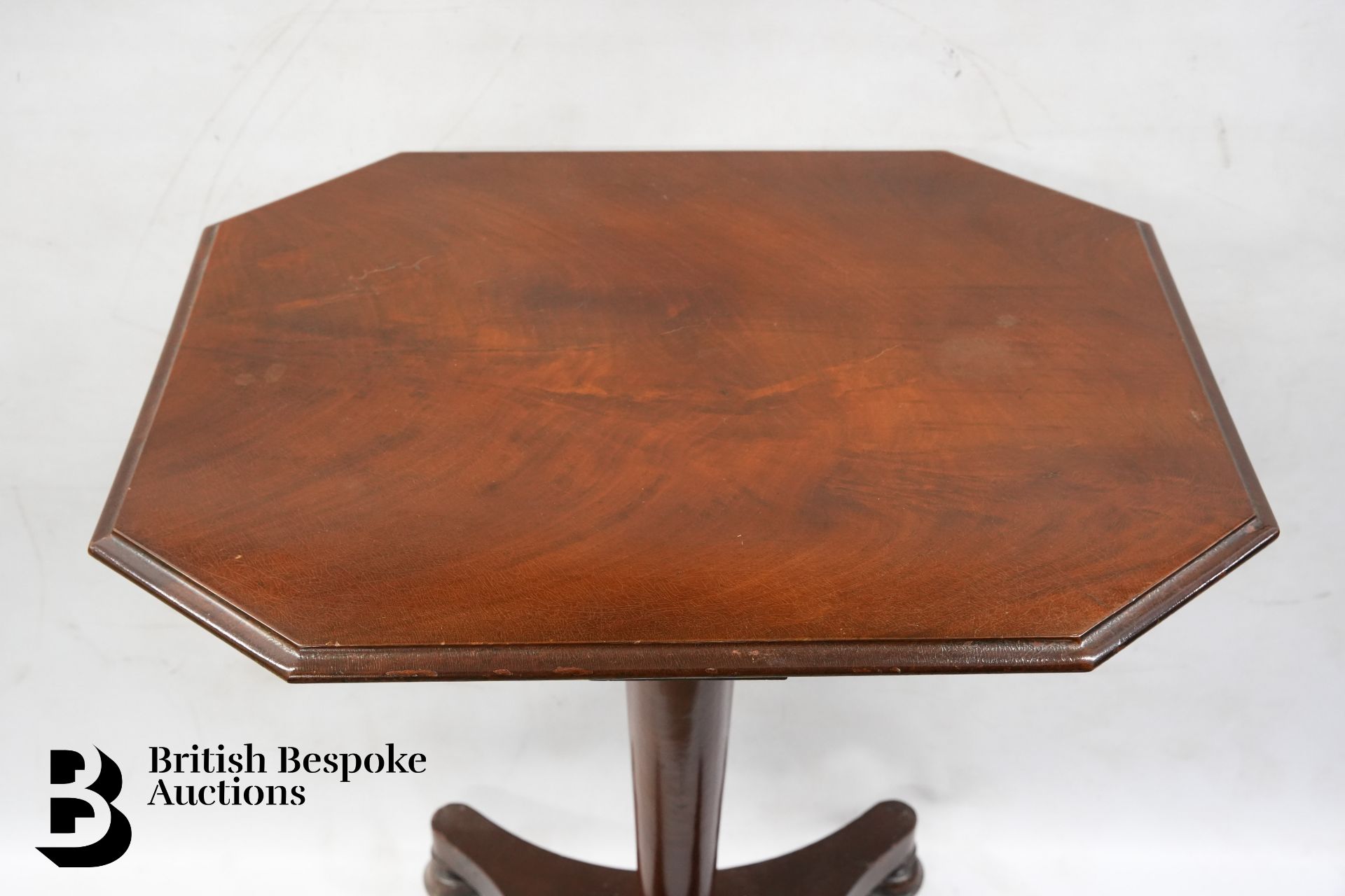 Mahogany Occasional Table - Bild 2 aus 4