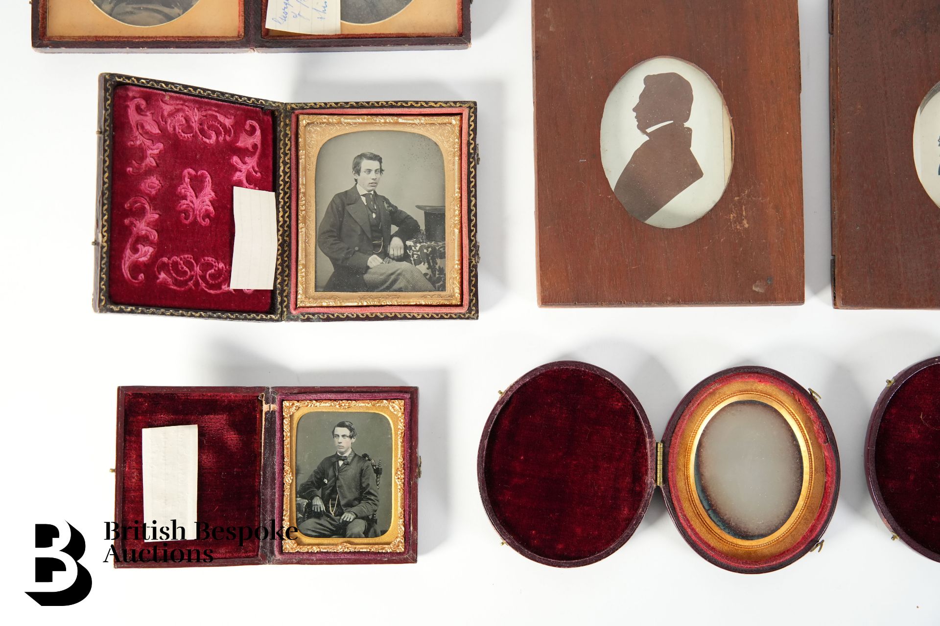 Collection of Silhouettes, Portrait Miniatures and Dagliotype for Family Drury - Bild 4 aus 7