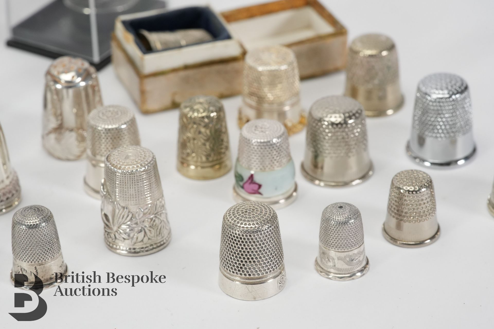 Collection of Silver Thimbles - Bild 6 aus 11