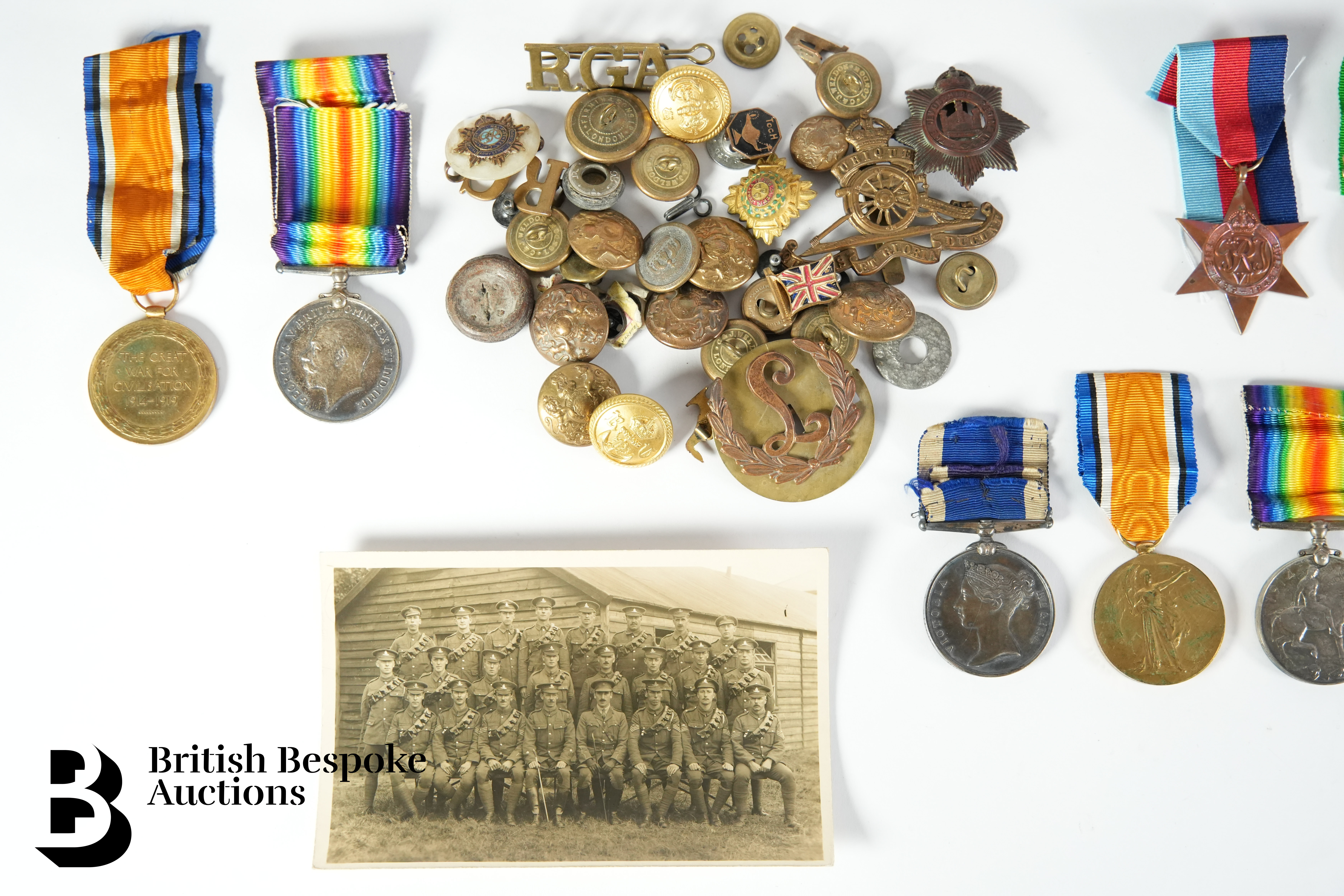 WWI and WWII Medals - Image 5 of 9