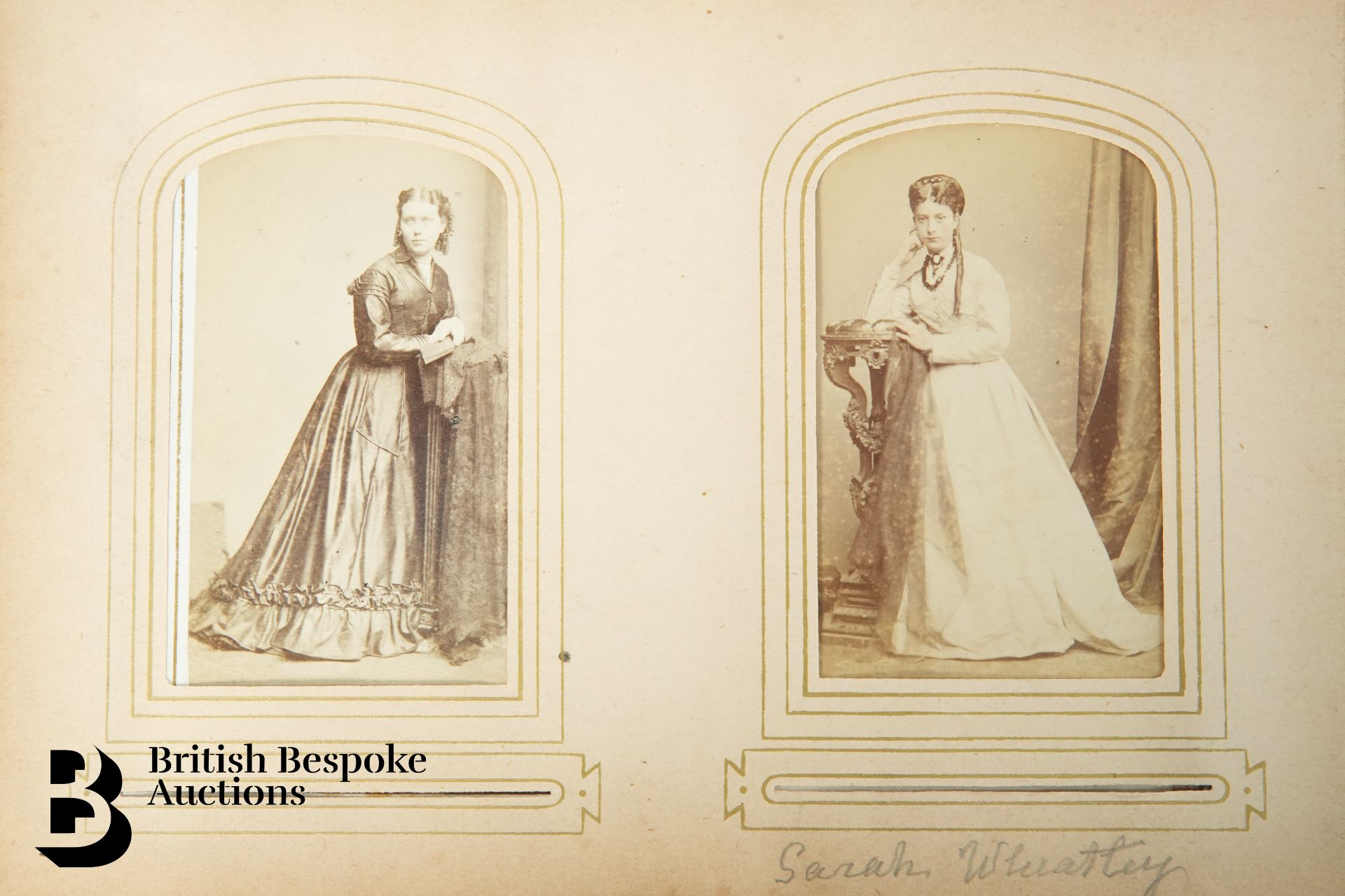 Three Leatherbound Victorian Photograph Albums - Bild 9 aus 11