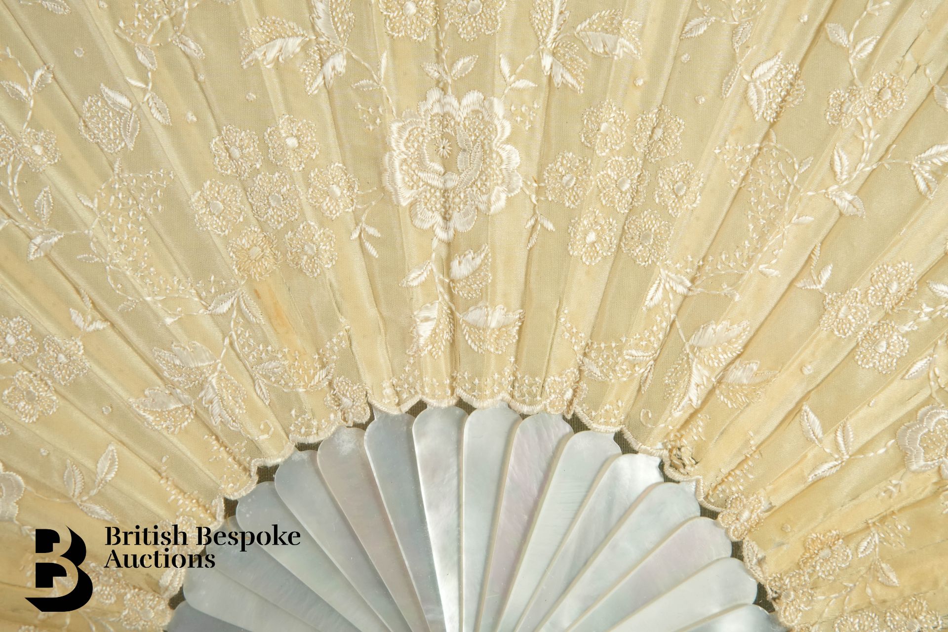 Late 19th Century Silk Embroidered Fan - Image 3 of 5