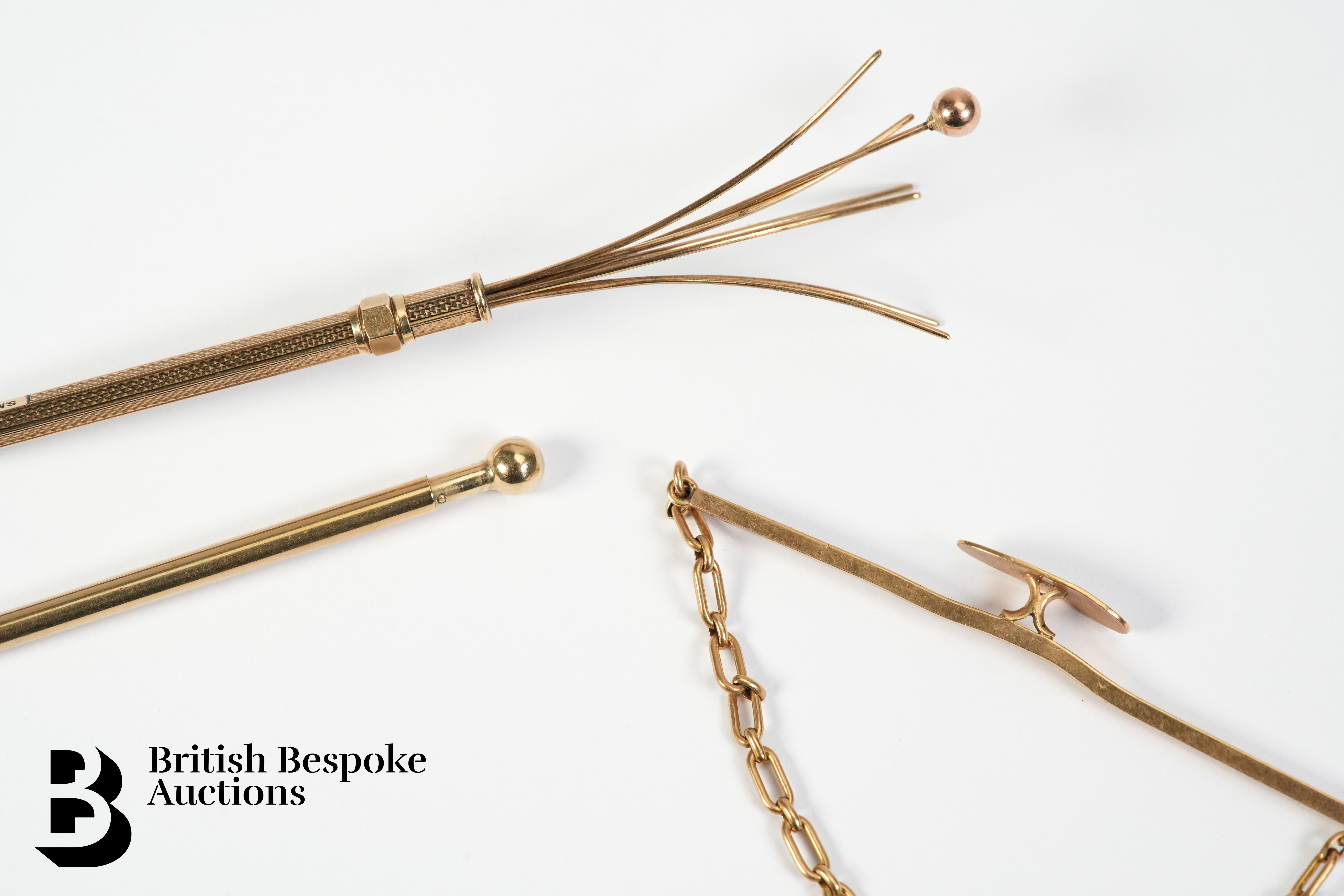 Gentleman's 9ct Gold Items - Image 2 of 2